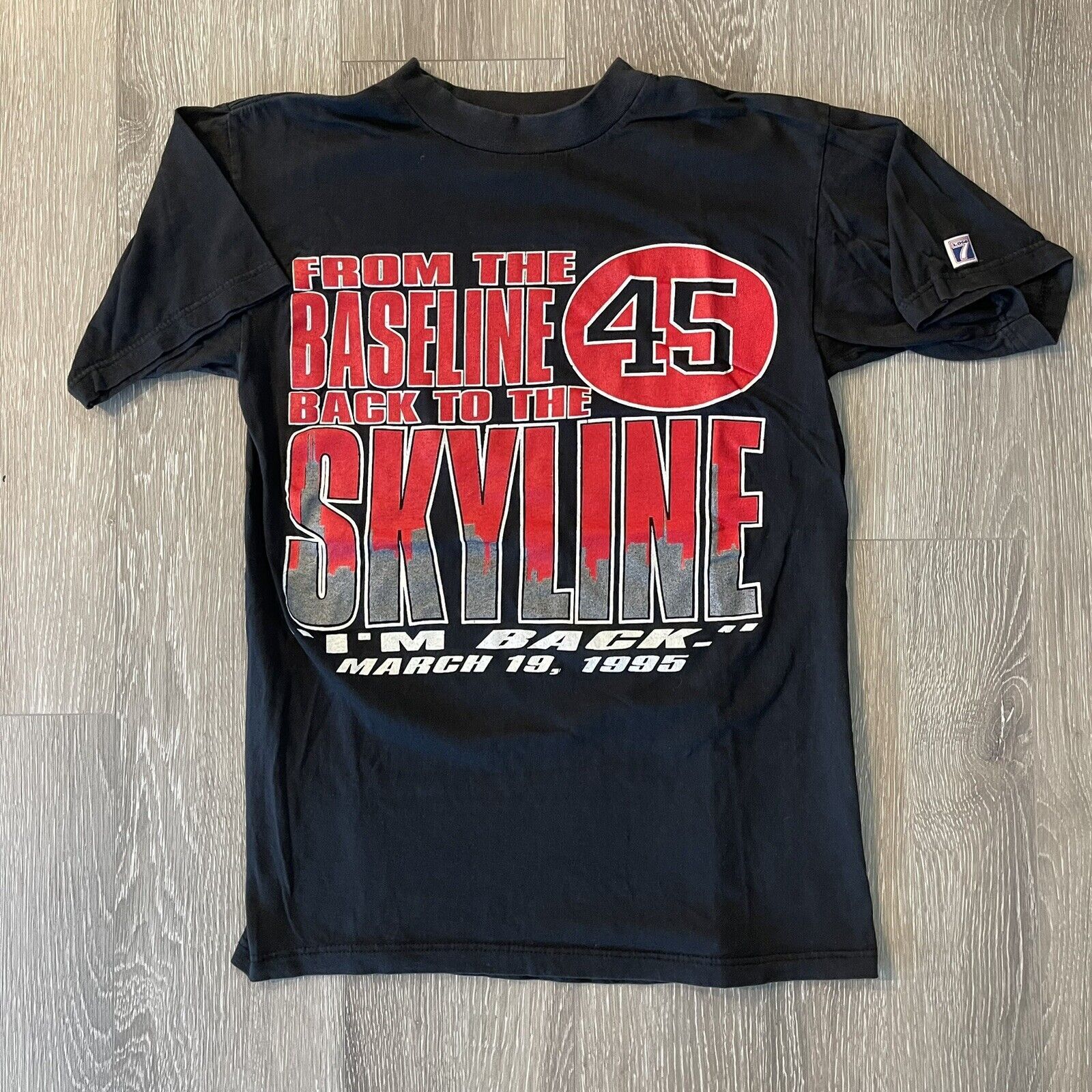 Logo 7 Vtg Michael Jordan I'm Back T-Shirt Rare 45 Logo M Tee Size US M / EU 48-50 / 2 - 2 Thumbnail