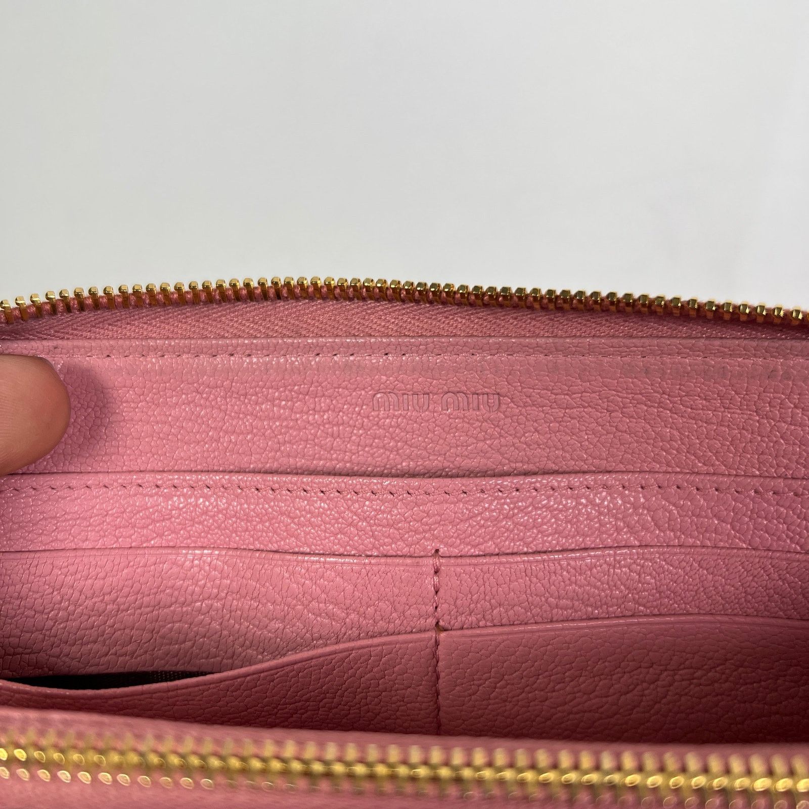 Miu Miu Miu Miu Pink Leather Zip Around Wallet Size ONE SIZE - 8 Thumbnail
