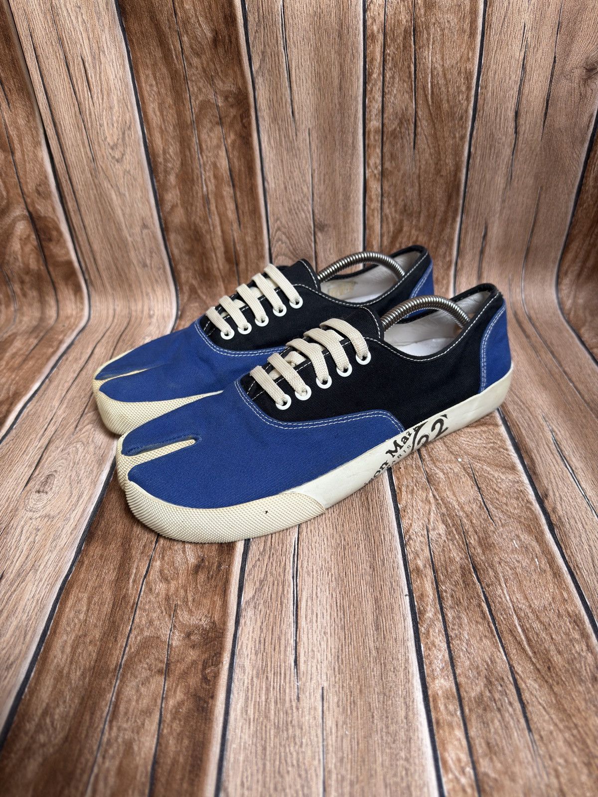 Maison Margiela Ss19 Tabi canvas sneakers Size US 8.5 / EU 41-42 - 2 Thumbnail