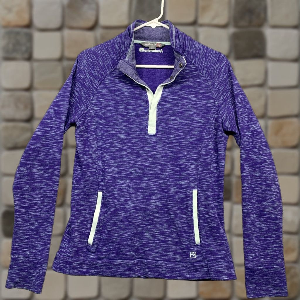 Avalanche Avalanche Pullover Top Women’s M Purple Kangaroo Pocket LOGO Athletic Shirt Marriott? Size M / US 6-8 / IT 42-44 - 1 Thumbnail