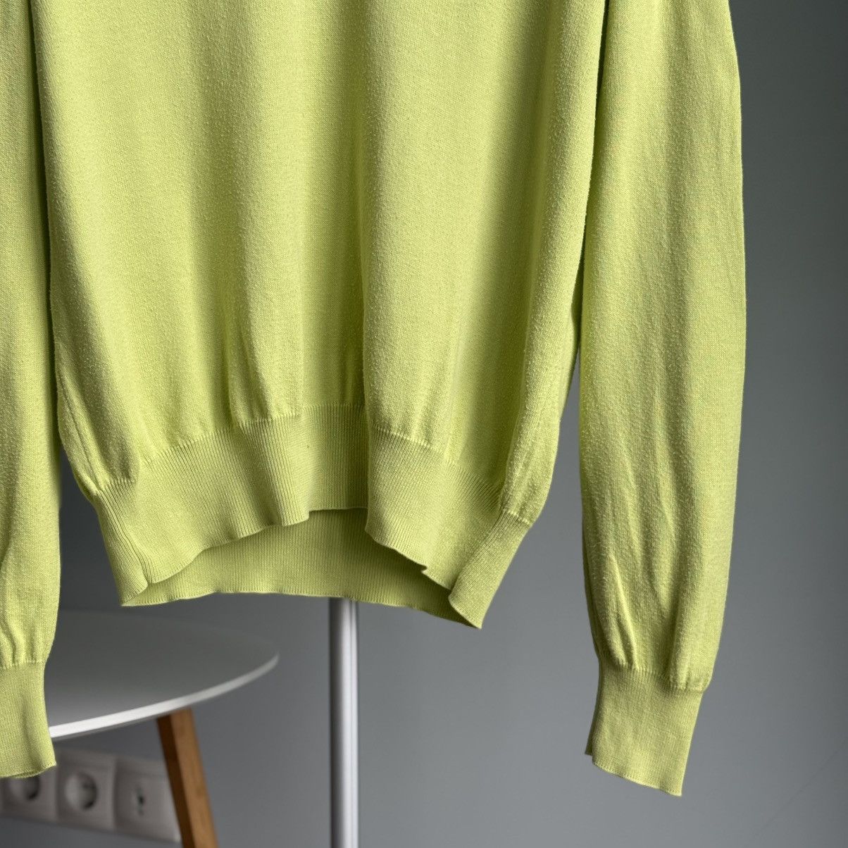 Loro Piana Loro Piana Lime Green Cotton V-Neck Sweater Size 50 Size US M / EU 48-50 / 2 - 5 Thumbnail
