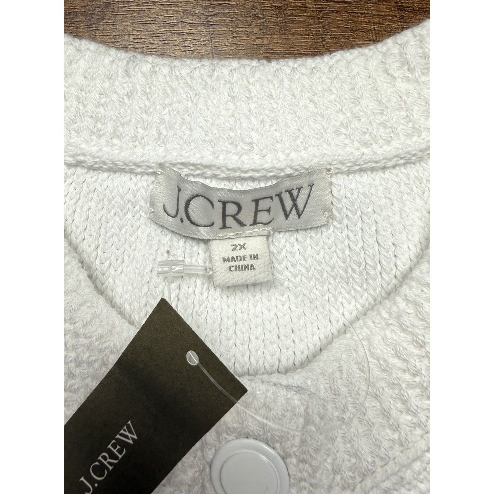 J.Crew NWT J. Crew Cropped button-up sweater shell Women’s Classic White Size 2X Vest Cardigan Sleeveless Crew Neck 100% Cotton Button Size XXL / US 16-18 / IT 52-54 - 5 Thumbnail