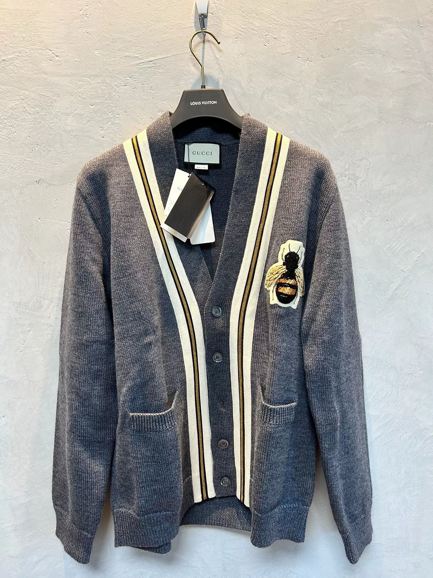 Gucci Gucci Gray Bee Cardigan Size XL Size US XL / EU 56 / 4 - 1 Thumbnail