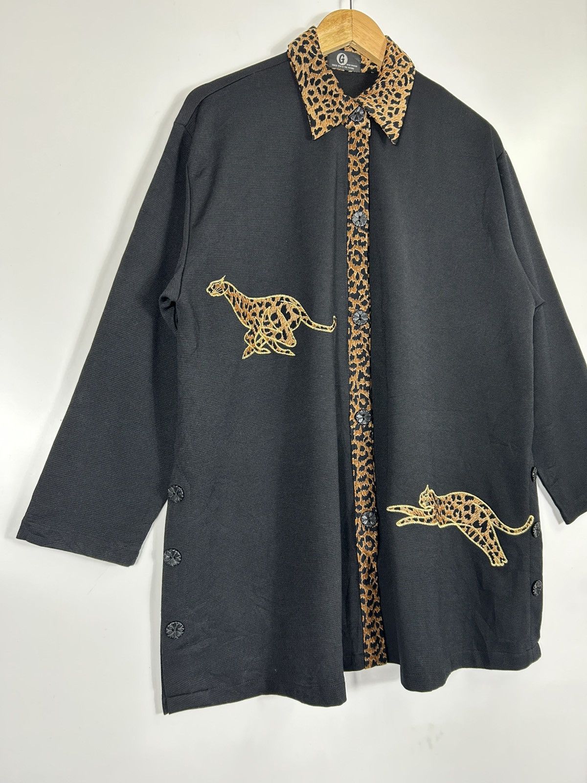Good Enough ⚡️Vintage Good Enough Leopard Button Up Shirt Size M / US 6-8 / IT 42-44 - 2 Thumbnail