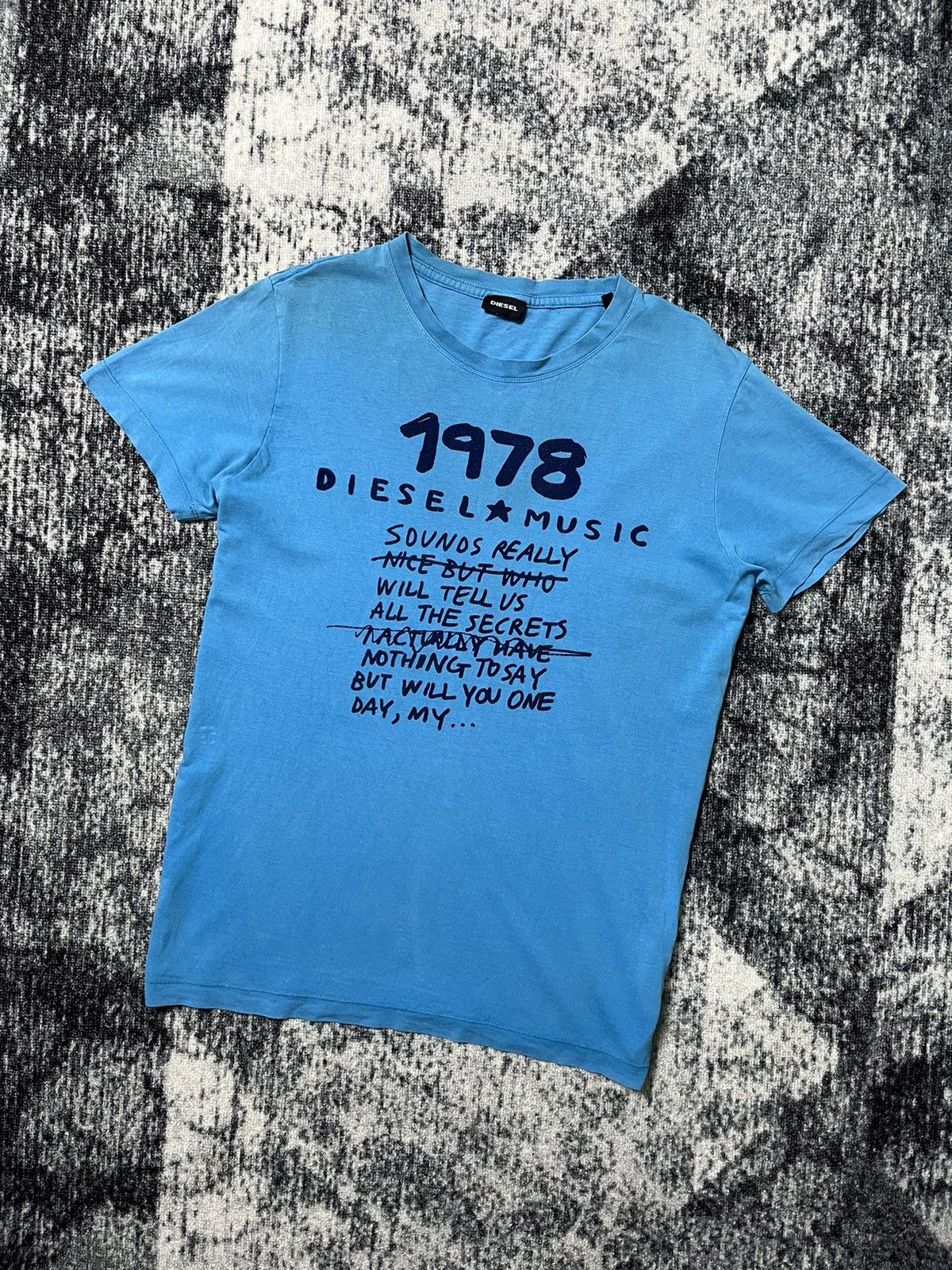 Diesel × Vintage Vintage Diesel T Shirt Music Y2K STYLE 90s Size US M / EU 48-50 / 2 - 1 Thumbnail