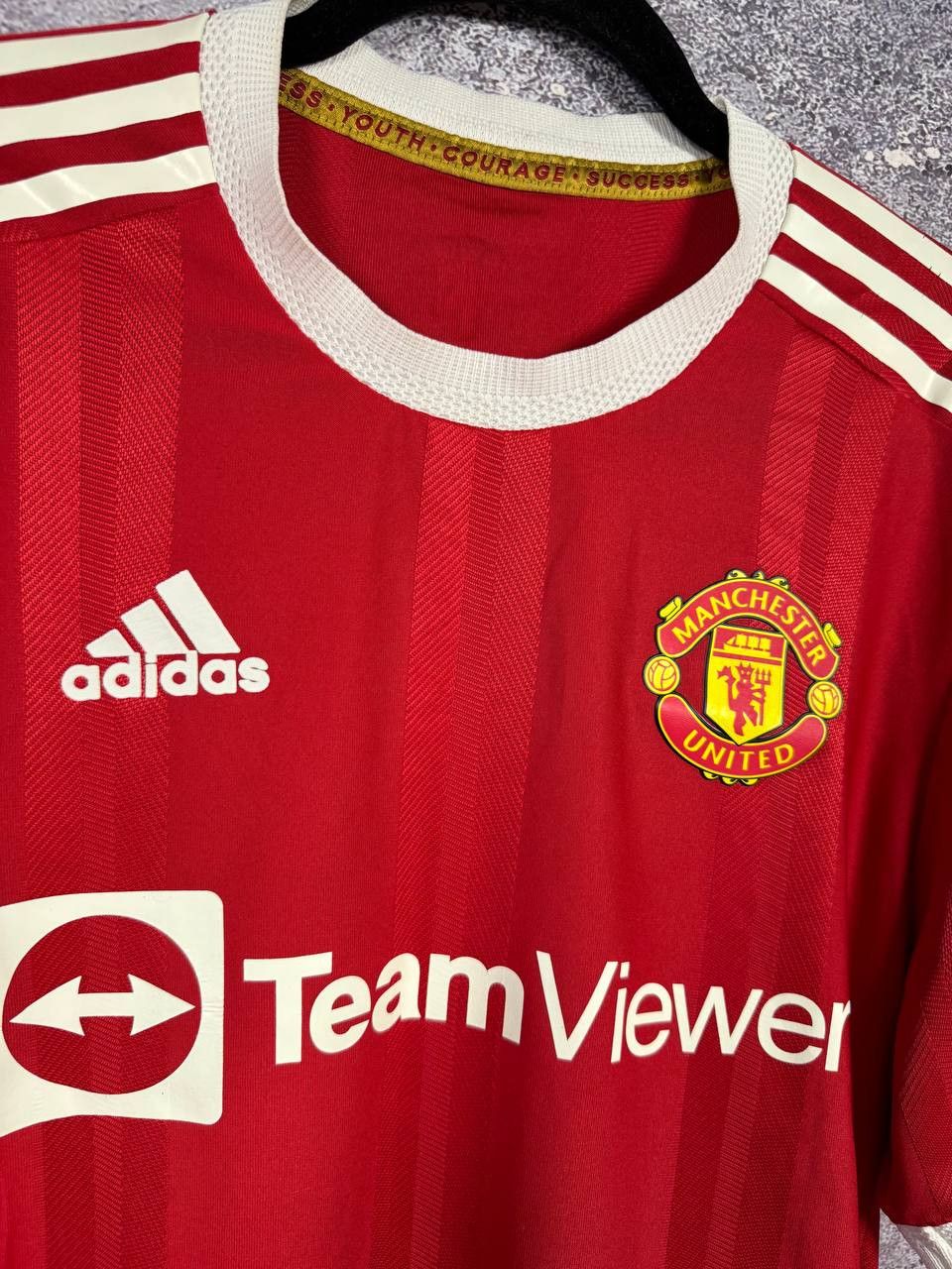 Adidas R.VARANE Manchester United 2021/22 Adidas Soccer Jersey Size US XL / EU 56 / 4 - 11 Thumbnail