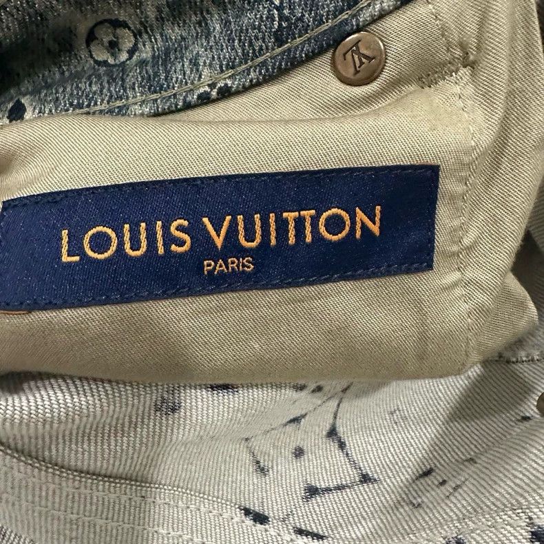 Louis Vuitton Louis Vuitton Rendering presbyopic jeans printed with logo Size US 32 / EU 48 - 6 Thumbnail