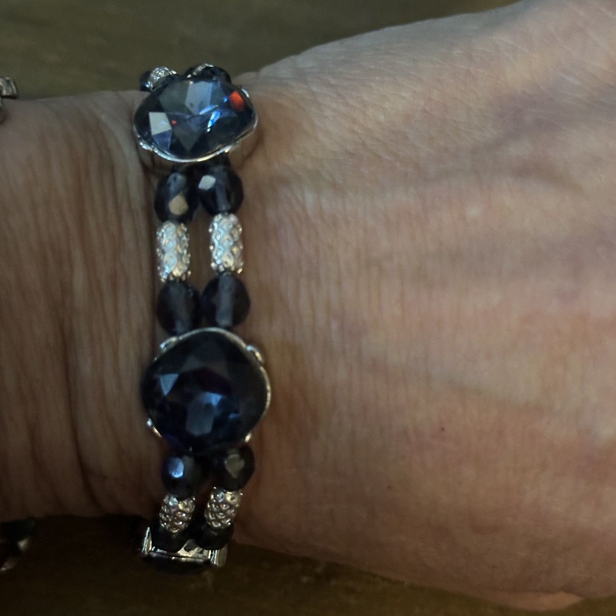Other Silver tone dark gray stone stretch bracelet Size ONE SIZE - 3 Thumbnail