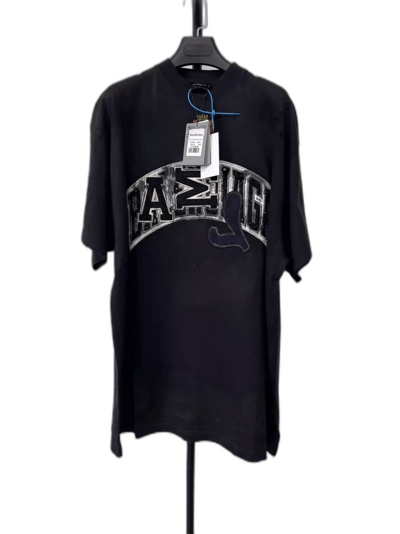 Balenciaga Balenciaga Black Embroidered Short Sleeve T Size US S / EU 44-46 / 1 - 1 Thumbnail