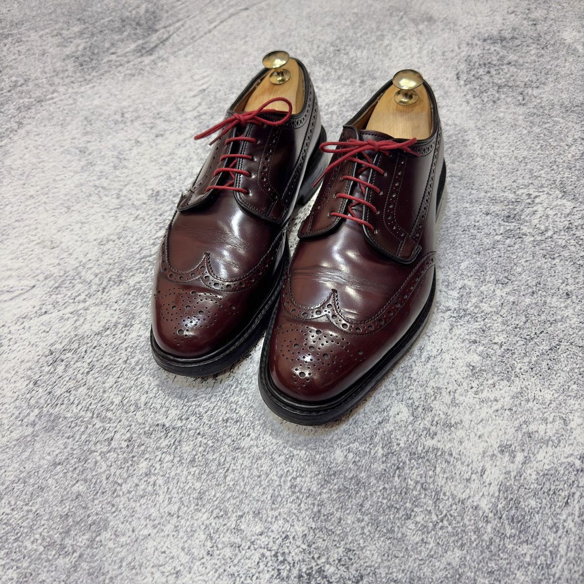 Church's × Handmade Church’s Grafton Wingtip Brogues Burgundy US8.5 UK7.5 Size US 8.5 / EU 41-42 - 2 Thumbnail