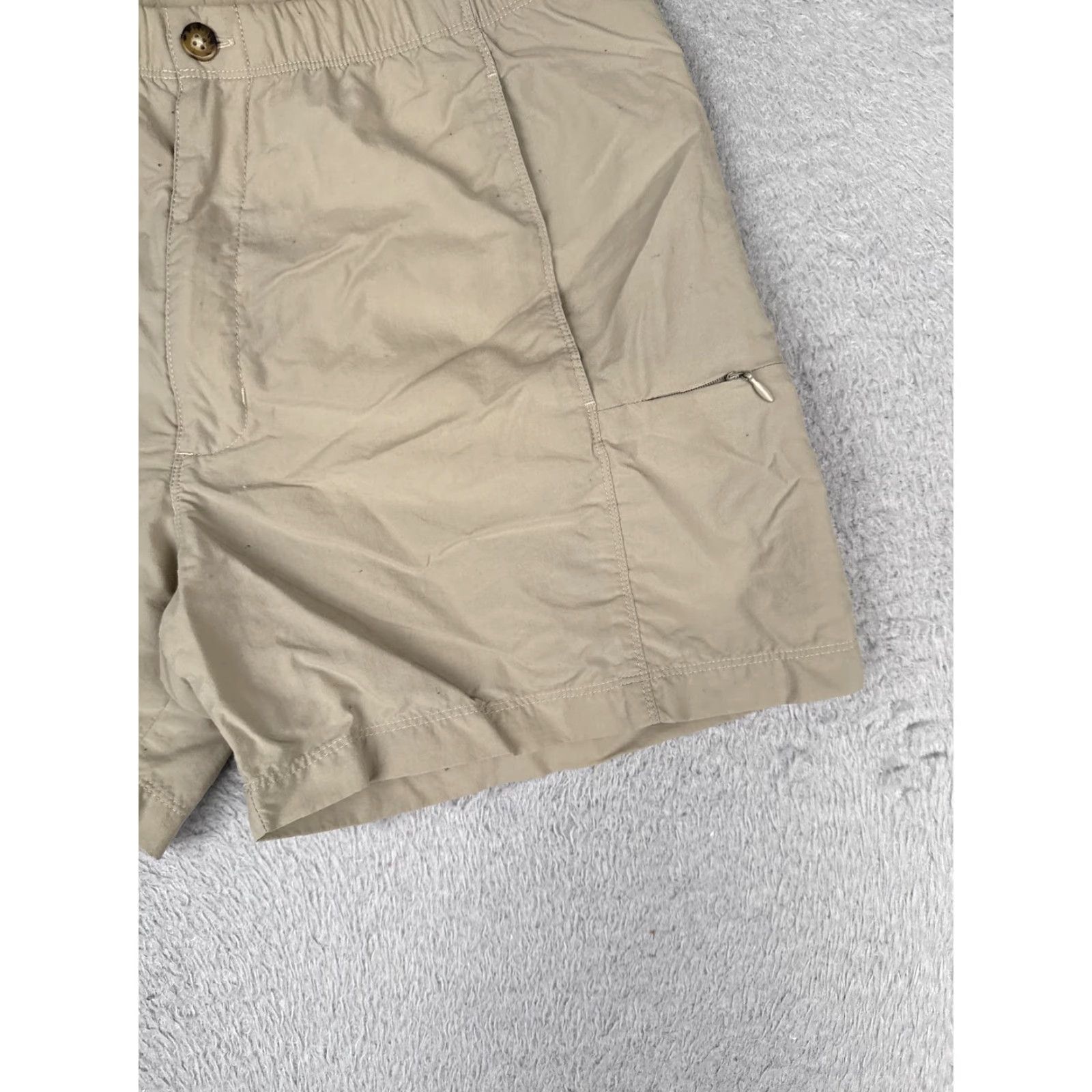 The North Face The North Face Shorts Womens Medium Beige Utility Nylon Hiking Zip Pockets Hike Size 32" / US 10 / IT 46 - 2 Thumbnail