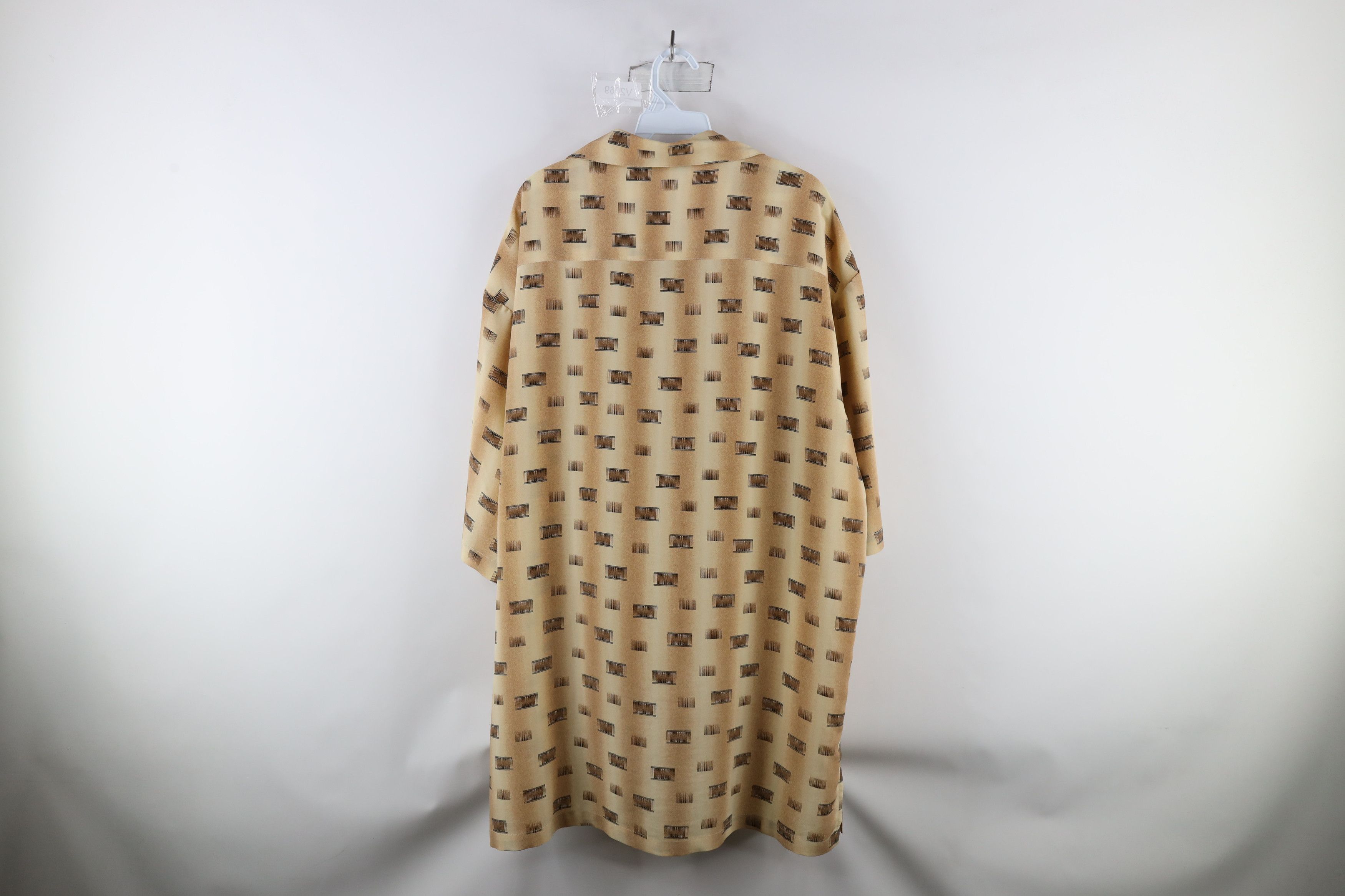 Vintage Vintage 90s Streetwear Camp Collar Short Sleeve Button Shirt Size US XXL / EU 58 / 5 - 9 Thumbnail
