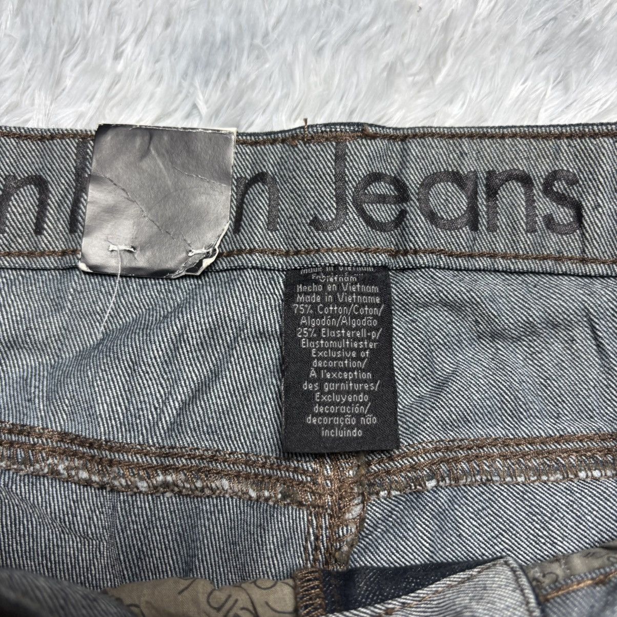 Calvin Klein Calvin Klein Women's Bootcut Jeans - Dark Rinse Size 28" / US 6 / IT 42 - 4 Thumbnail