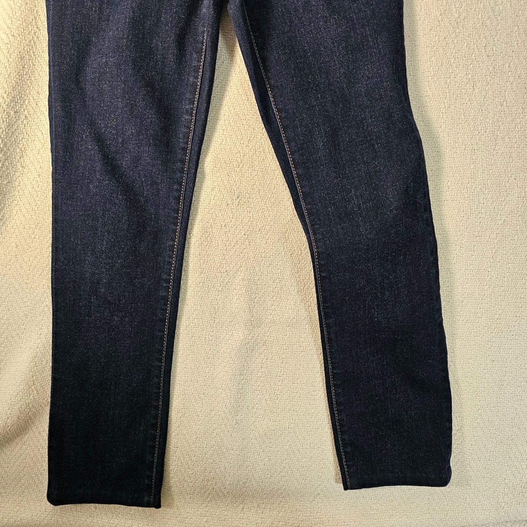 J.Crew J.Crew Jeans 9" Mid-Rise Skinny Size 26 Dark Wash Stretch Women Regular Blue Skinny Jeans Mens? Womens Size 26" / US 2 / IT 38 - 2 Thumbnail