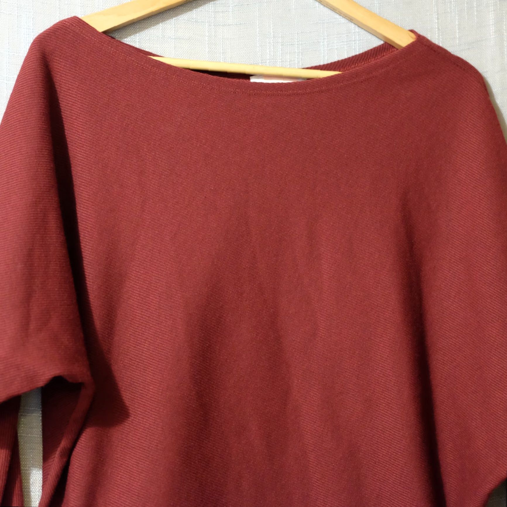 Vintage C+D+M Pullover Sweater Dark Red Womens M Dolman Sleeve Relaxed Fit Knitted Knit Boat Neck Long Sleeve Lightweight Pullover Shirt Women (M) Size M / US 6-8 / IT 42-44 - 2 Thumbnail