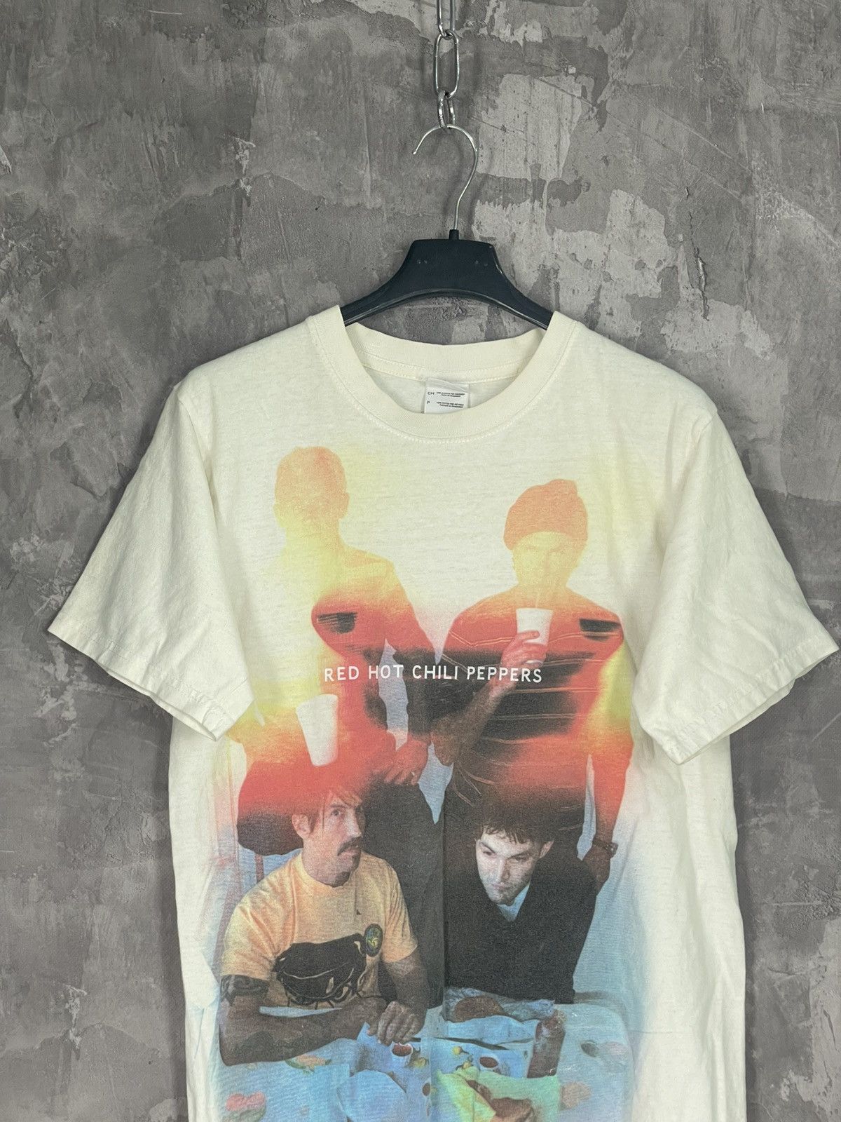 Band Tees Vintage 90s Red Hot Chili Peppers Tee T Shirt Size US S / EU 44-46 / 1 - 2 Thumbnail
