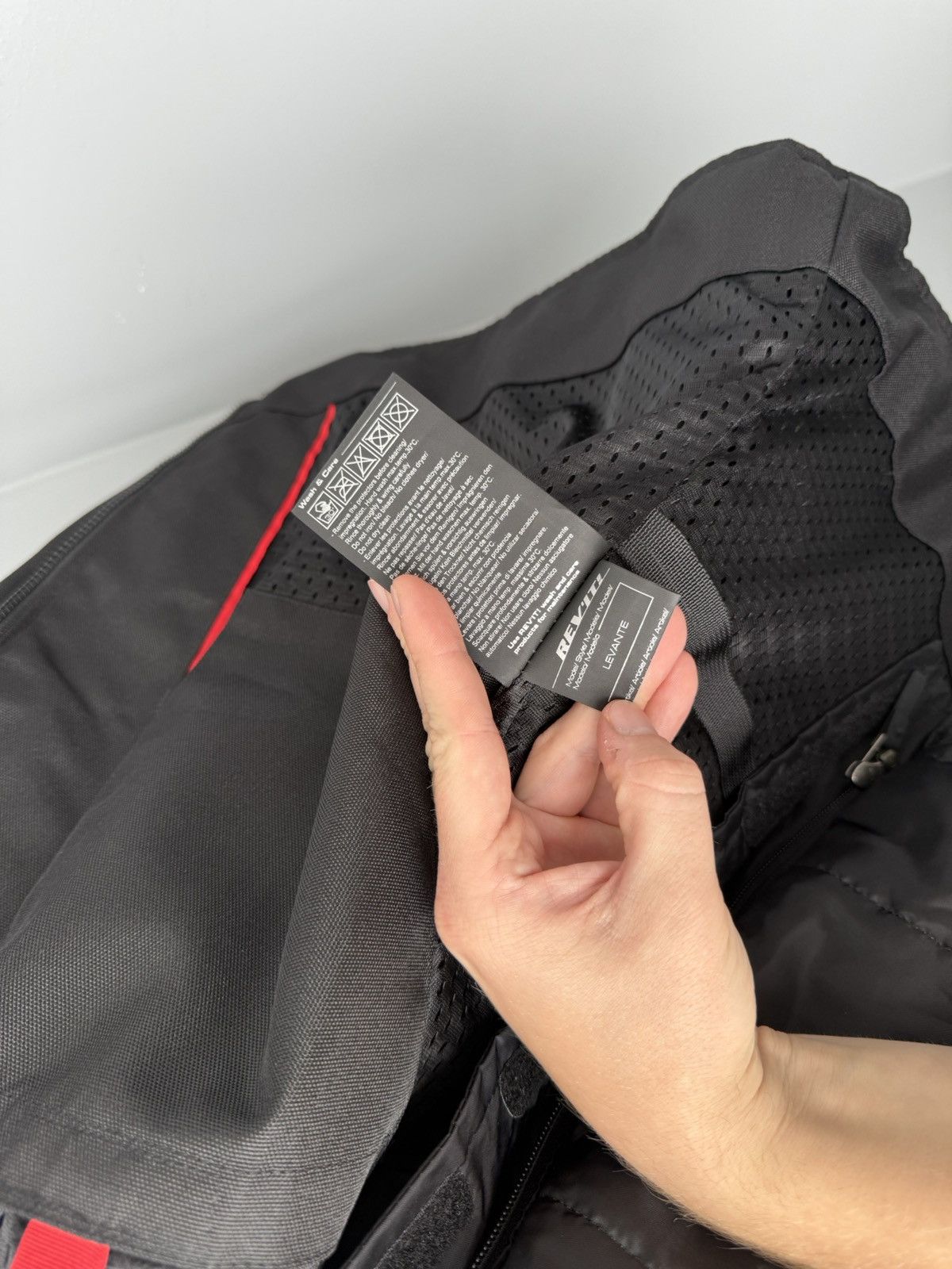 Dainese Revit Enginereed Skip Hydratex Moto Jacket Size US L / EU 52-54 / 3 - 17 Thumbnail