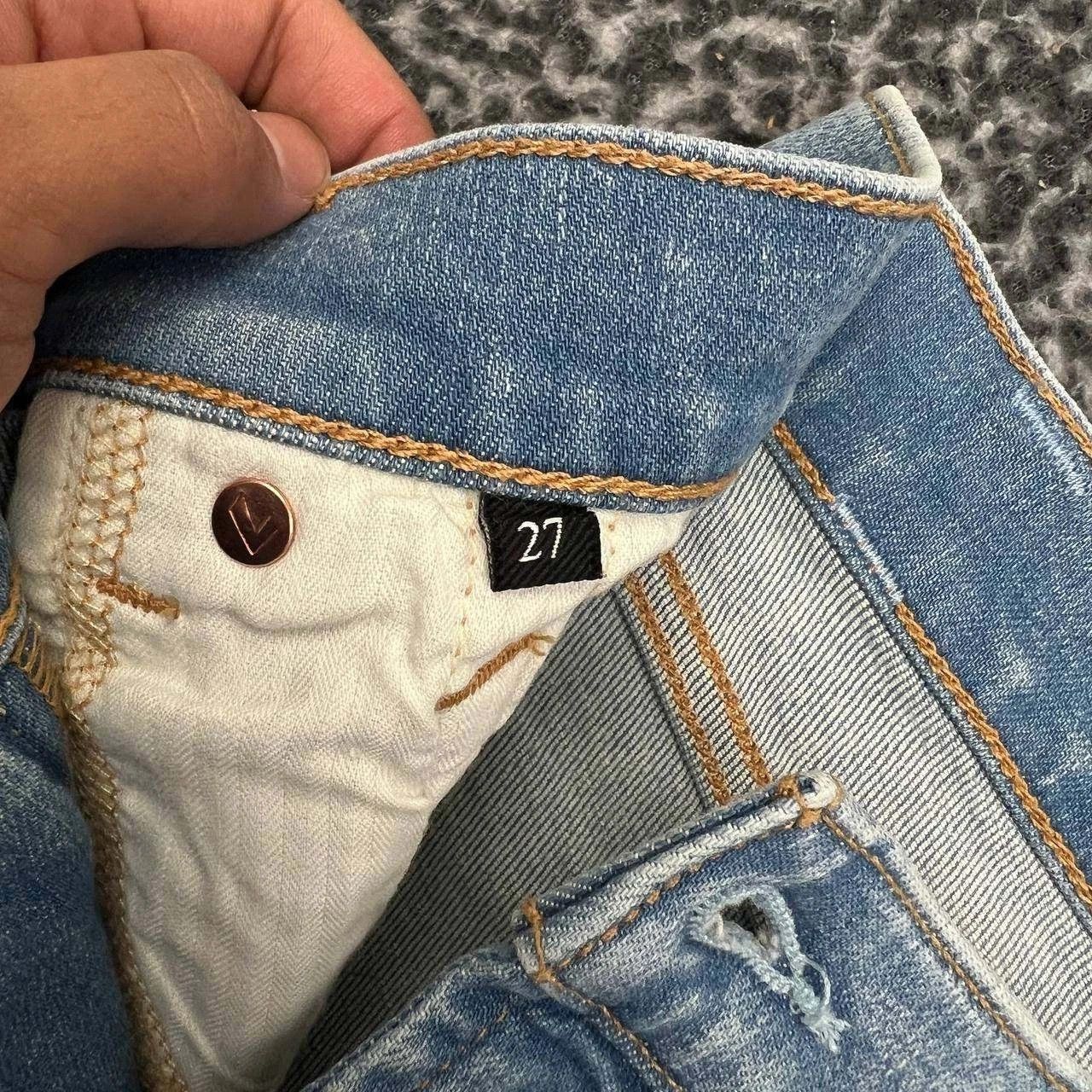 7 For All Mankind 7 For All Mankind Jeans Shorts Women 27 Denim Faded Pockets Size 27" / US 4 / IT 40 - 2 Thumbnail