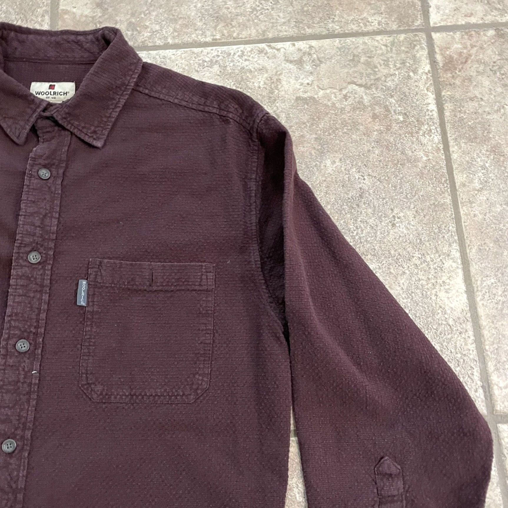 Vintage Woolrich Button-Up Shirt Long Sleeve Mens Size L Brown 2 Pocket Button-Down Shirt Mens L Brown Woolrich Size US L / EU 52-54 / 3 - 2 Thumbnail