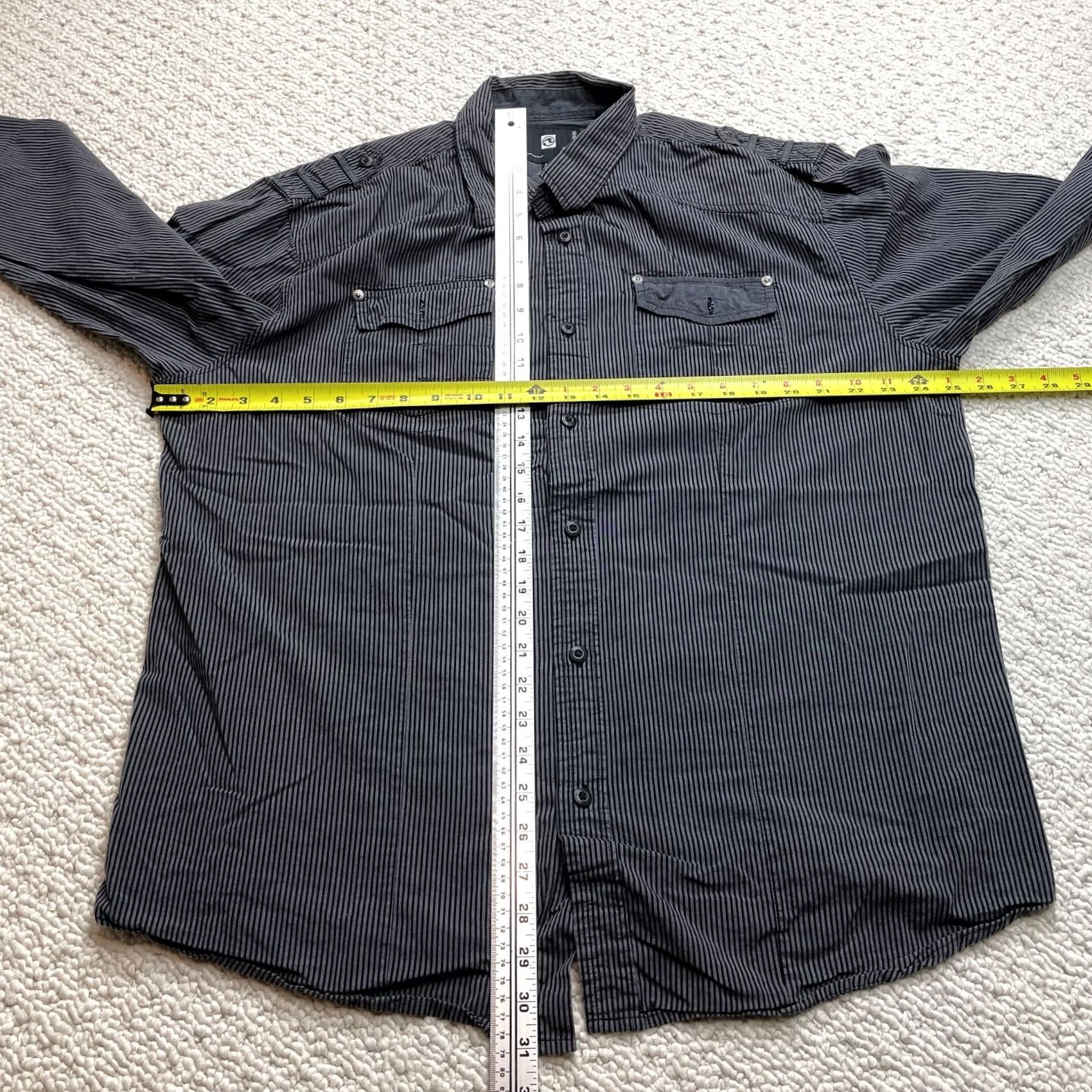 Vintage Ocean Current Shirt Mens 2XL Gray Dark Button Down Long Sleeve Pockets Top Size US XXL / EU 58 / 5 - 7 Thumbnail