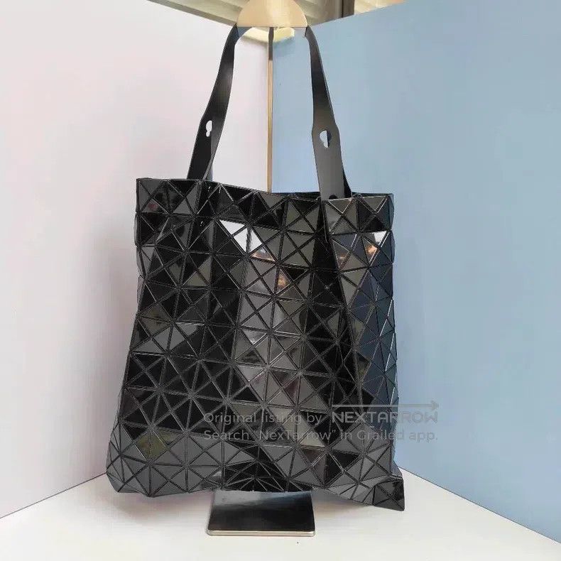 Issey Miyake Issey Miyake Black Handbag Shoulder Bag Size ONE SIZE - 1 Thumbnail