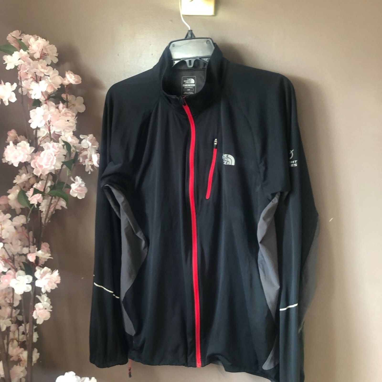 The North Face Jacket North face light zip up top Size M / US 6-8 / IT 42-44 - 3 Thumbnail