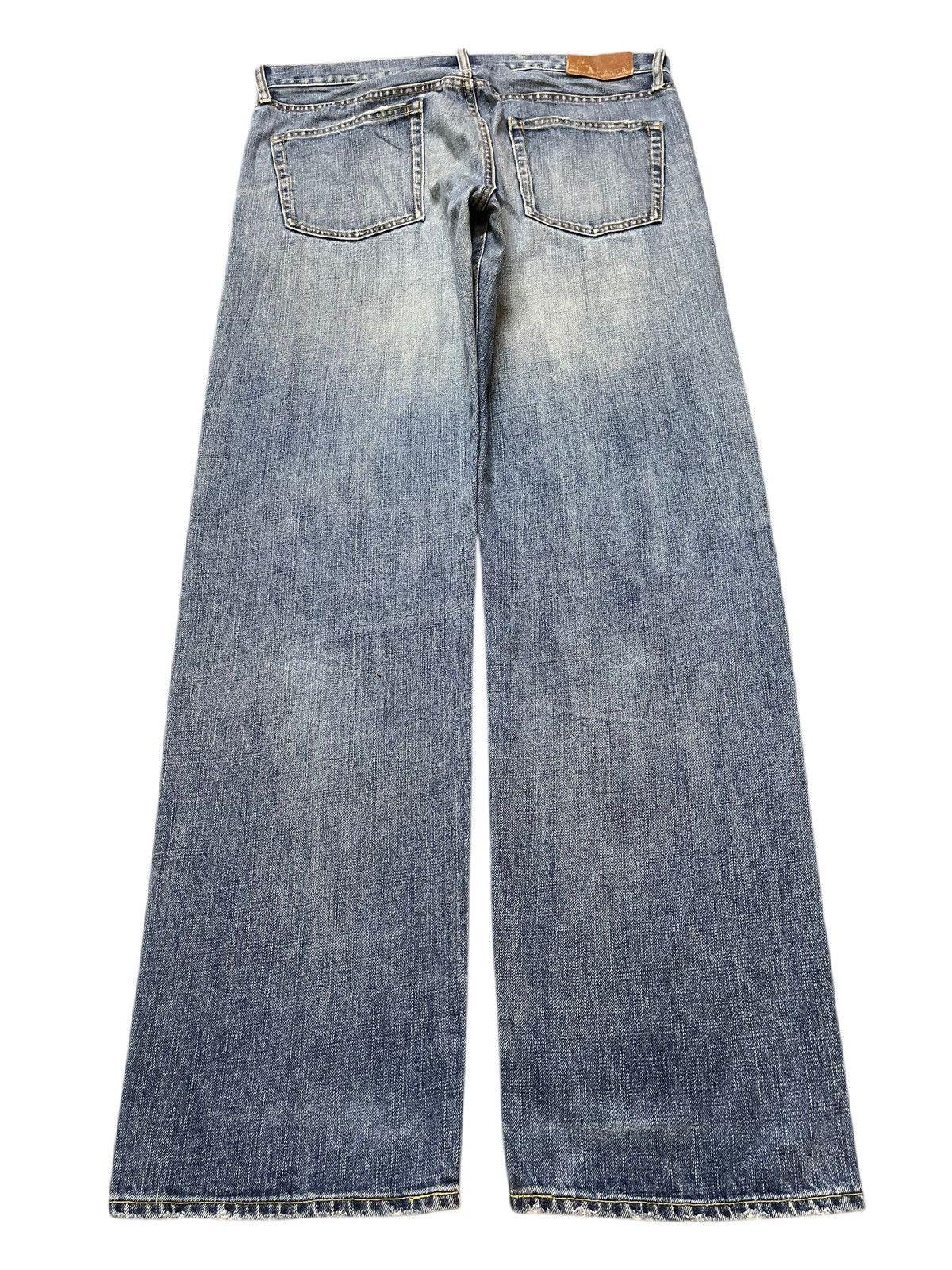 Uniqlo Vintage Japanese Uniqlo Blue Faded Wash Distress Baggy Jeans Size US 36 / EU 52 - 2 Thumbnail