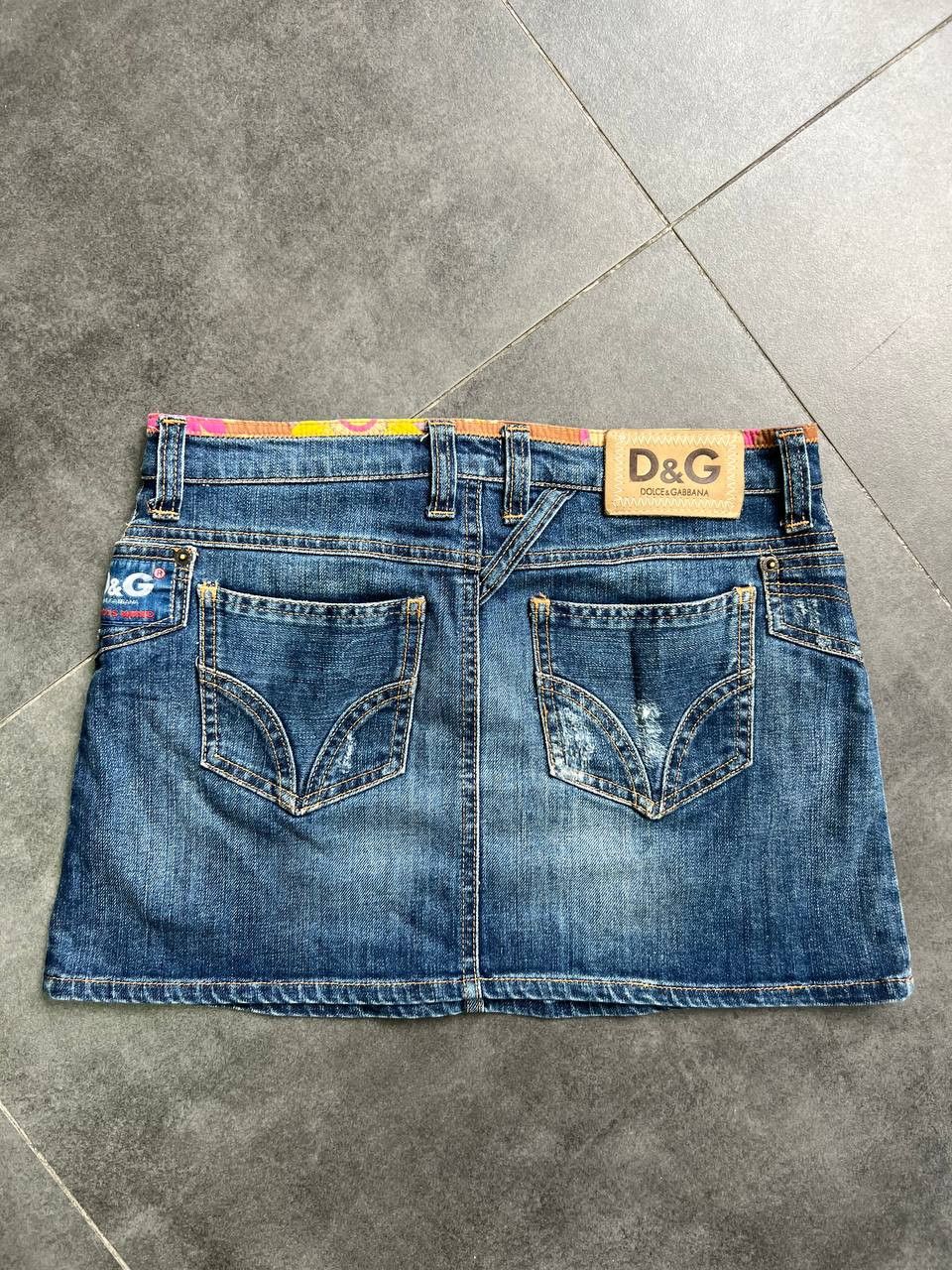 Dolce & Gabbana Rare Dolce Gabbana denim multipocket Y2K mini skirt Size 27" / US 4 / IT 40 - 1 Thumbnail