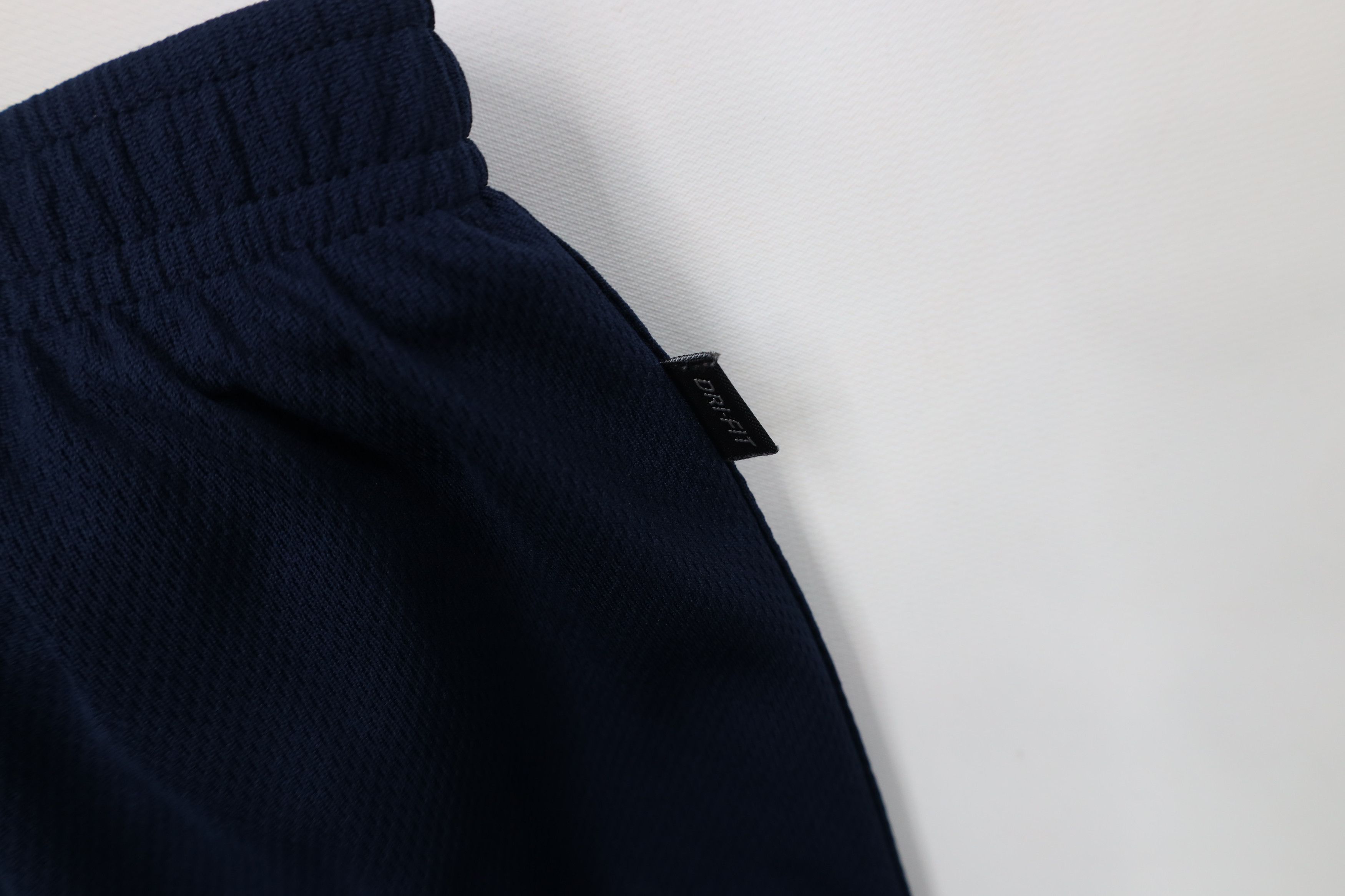 Nike Vintage Nike Scott Mini Swoosh Above Knee Lined Shorts Blue Size US 38 / EU 54 - 14 Thumbnail