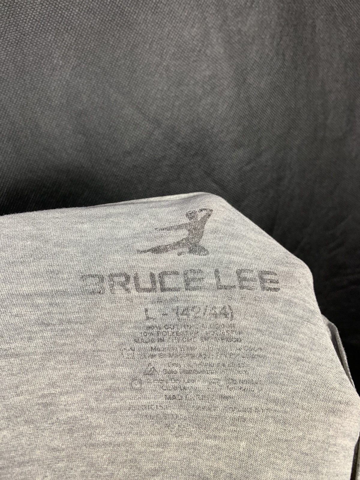 Other Offer! Bruce Lee Vintage Style Martial Arts Tee Size US L / EU 52-54 / 3 - 11 Thumbnail