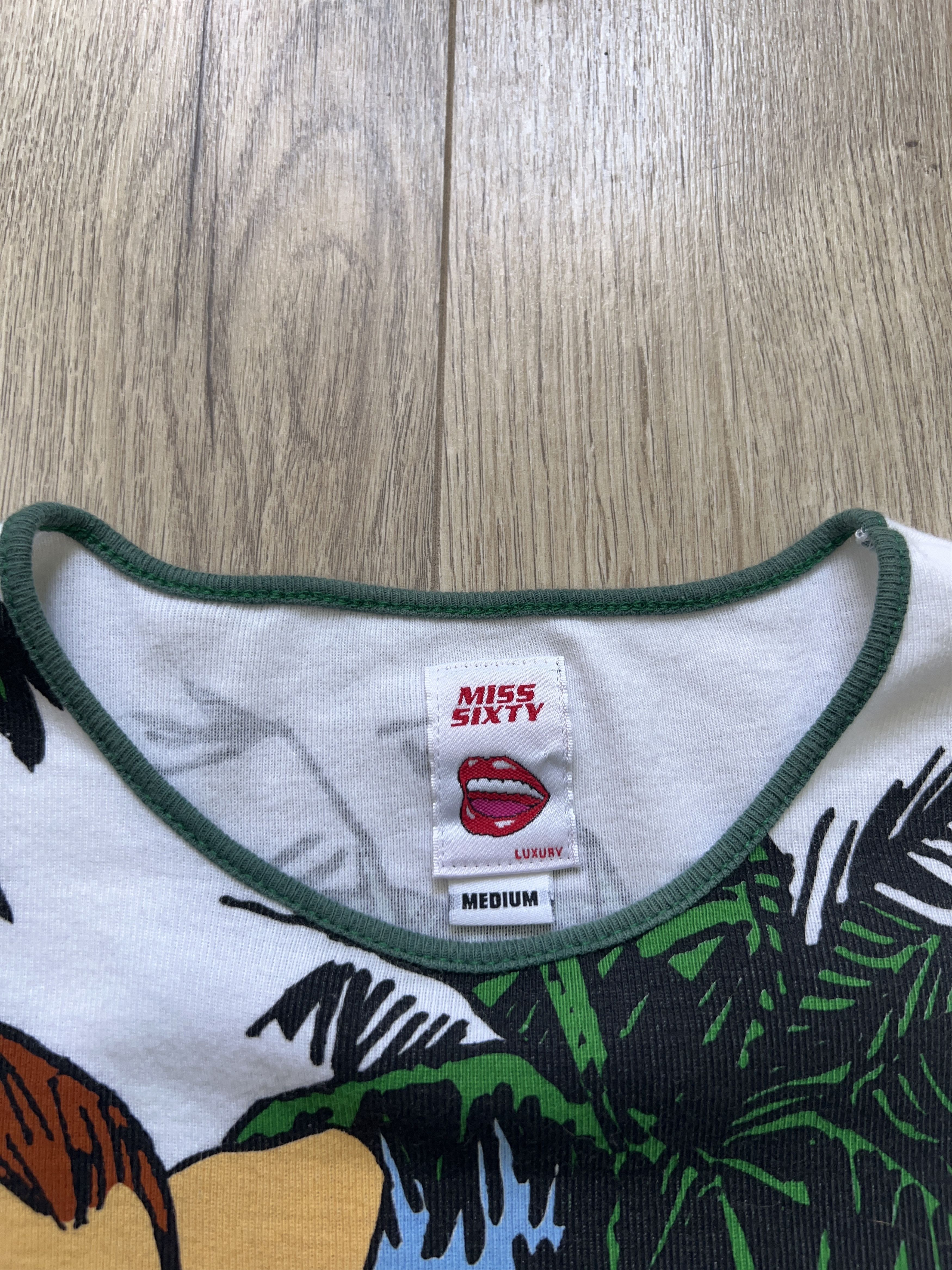 Designer × Miss Sixty × Vintage RARE 1990s All Over Print T Shirt Tee Graphic Girl Size M / US 6-8 / IT 42-44 - 2 Thumbnail