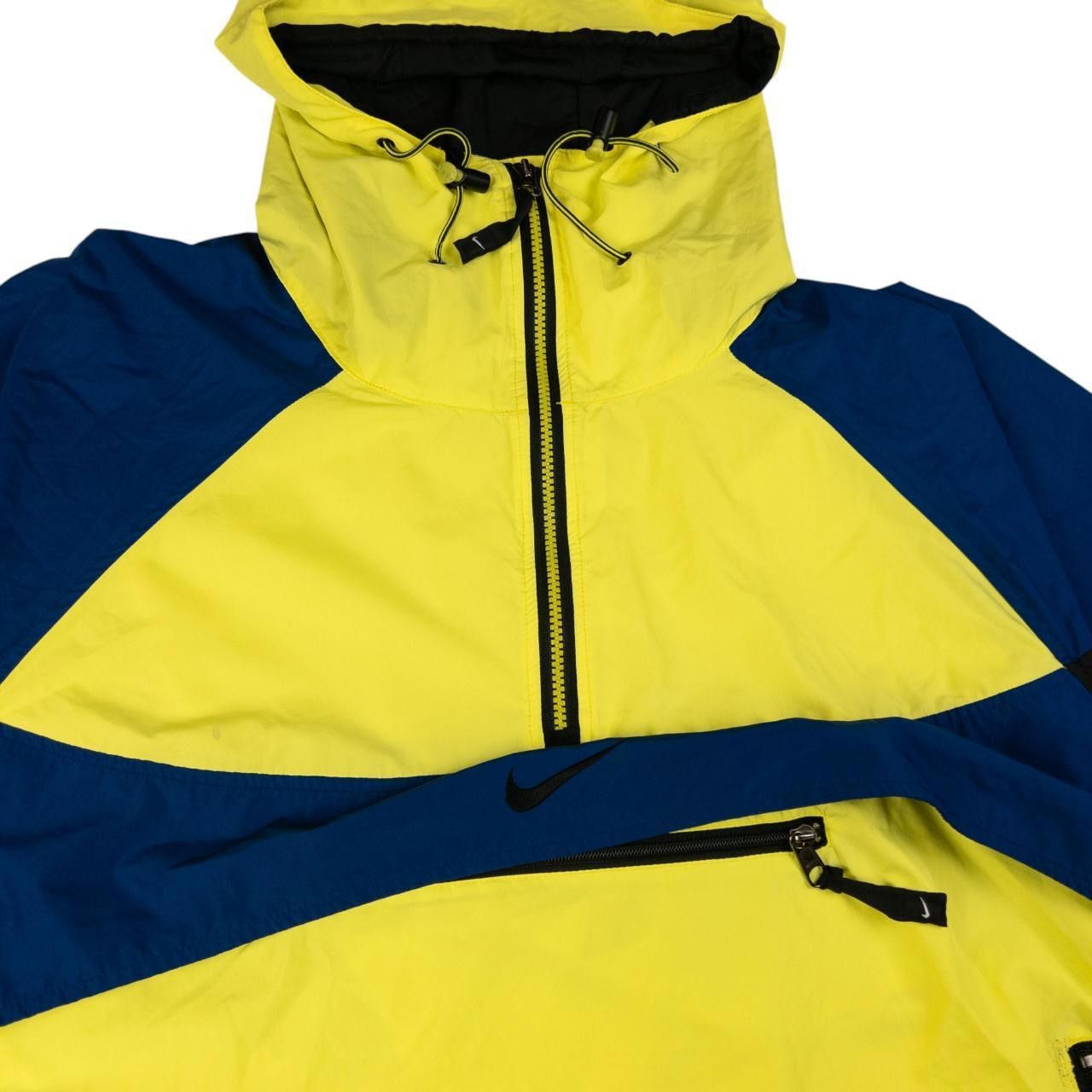 Nike Vintage Nike ACG Q Zip Lightweight Jacket Size L Size US L / EU 52-54 / 3 - 5 Thumbnail