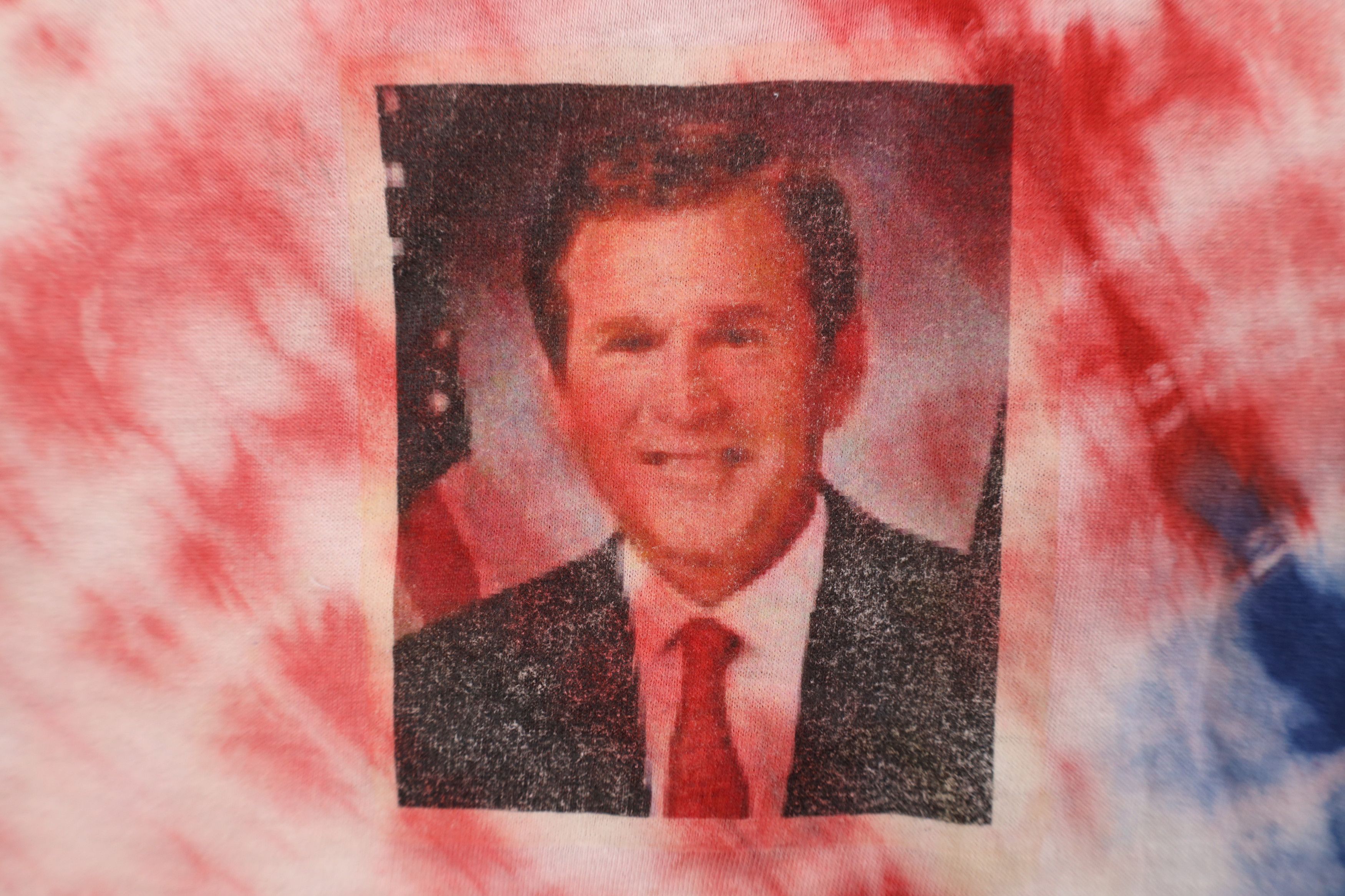 Vintage Vintage Vote For George Bush President Run T-Shirt Cotton Size US XXL / EU 58 / 5 - 7 Thumbnail