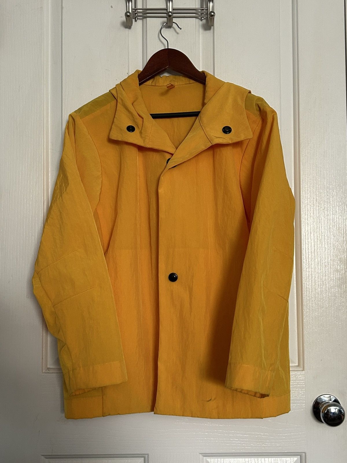 MAN-TLE R6O3 Yellow Snap Hooded Jacket Size US S / EU 44-46 / 1 - 1 Thumbnail