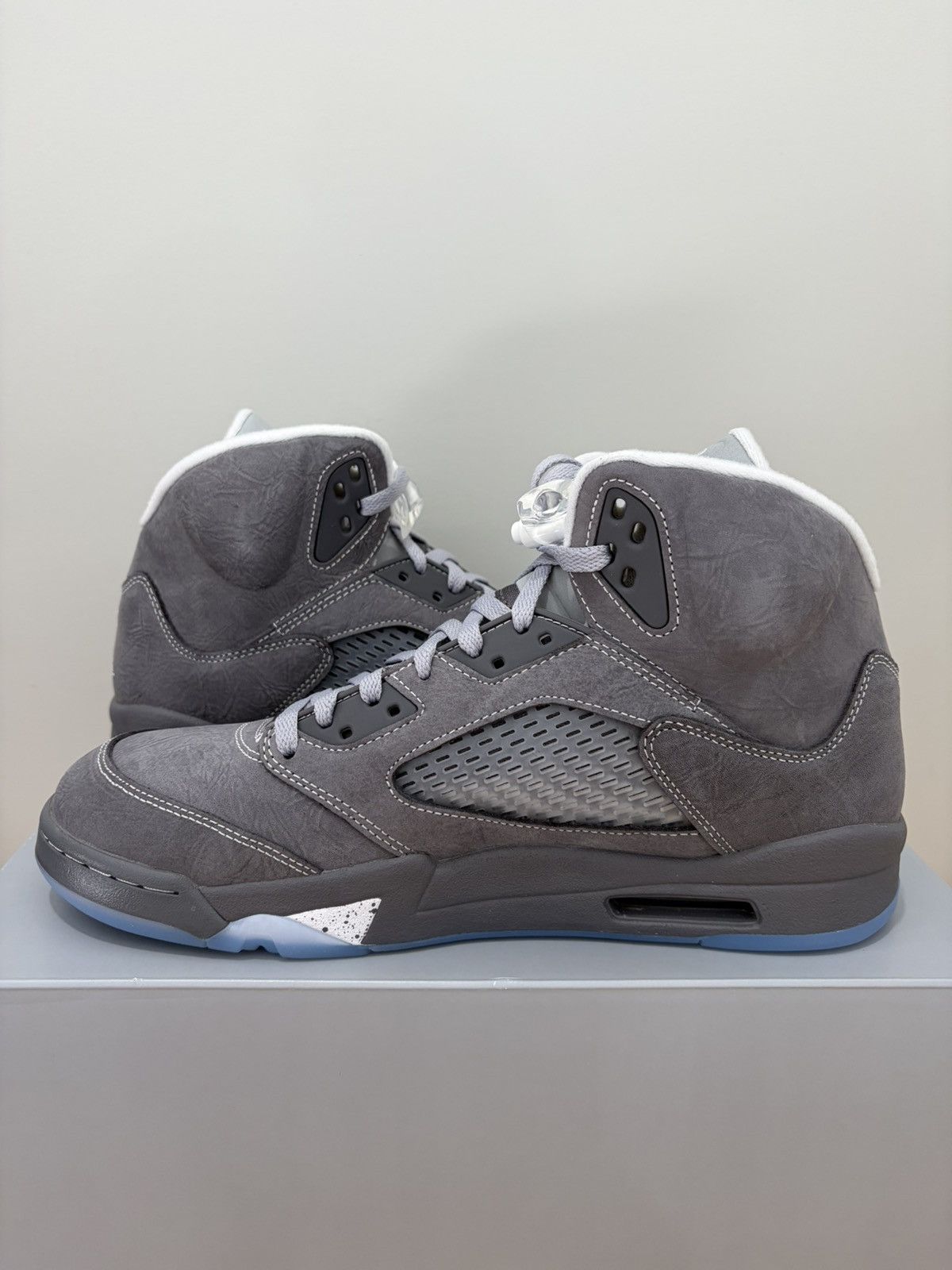 Jordan Brand Air Jordan 5 Retro Wolf Grey 2026 DD0587-002 Size US 10 / EU 43 - 4 Thumbnail