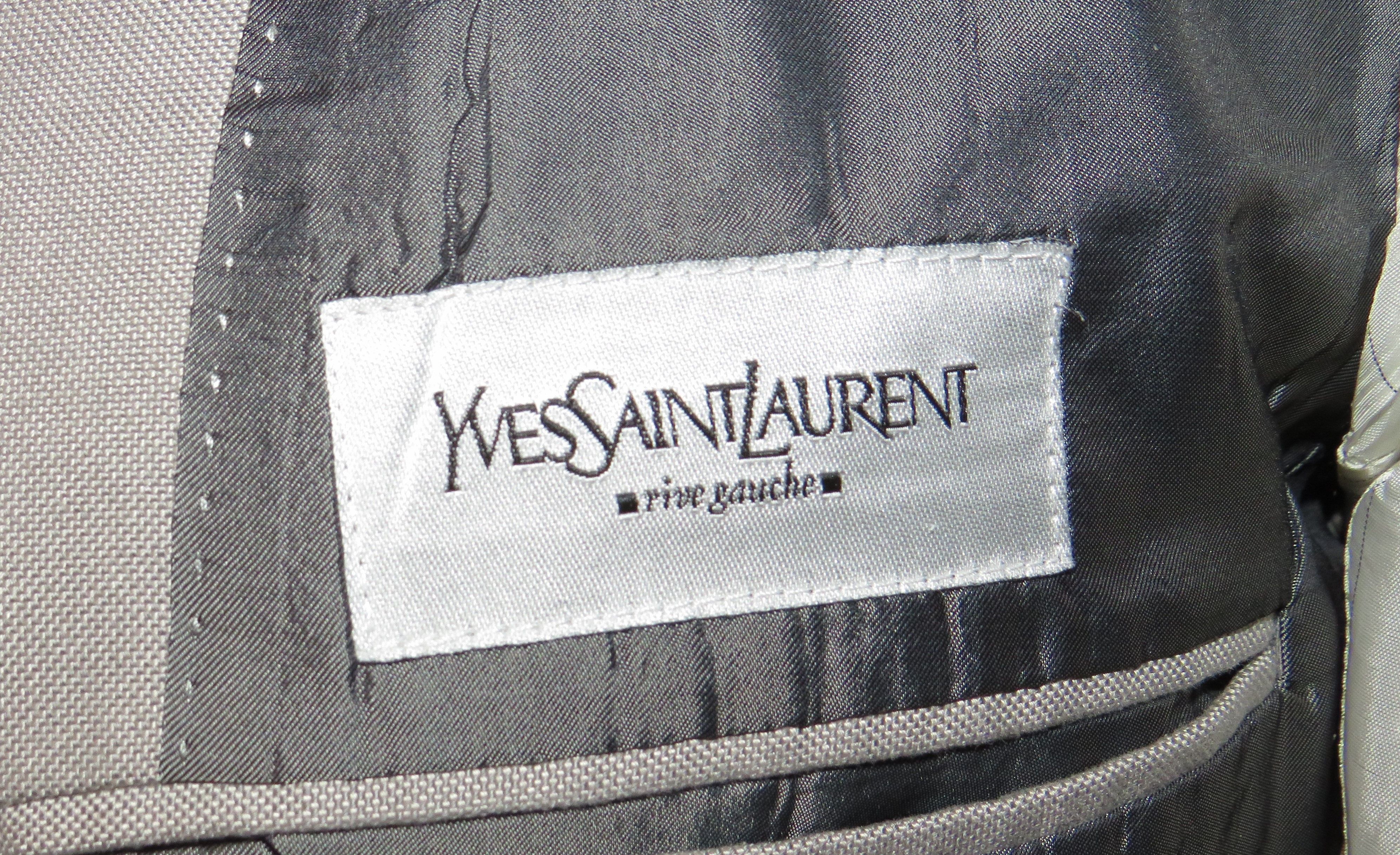 Yves Saint Laurent Beige Cotton Gold Button Two Button Suit 38R Size 38R - 19 Thumbnail