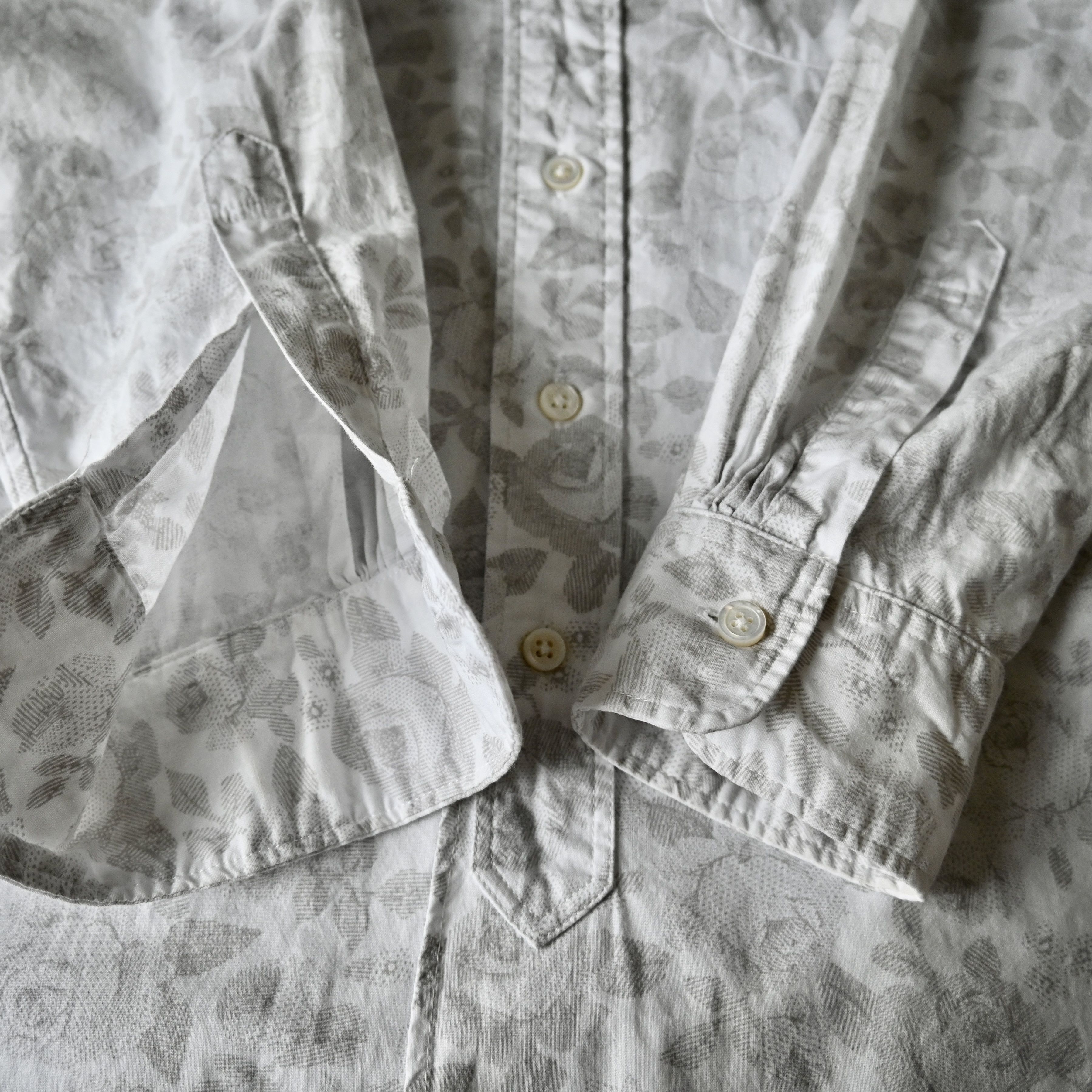 Engineered Garments Engineered Garments rose print cotton 19th century BD shirt Size US M / EU 48-50 / 2 - 19 Thumbnail
