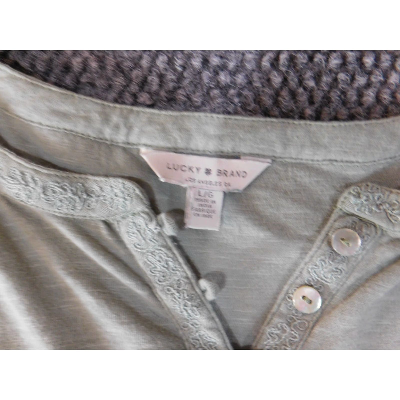 Lucky Brand Lucky Brand top Womens Large green Henley Pullover button casual classic Shirt Size L / US 10 / IT 46 - 7 Thumbnail