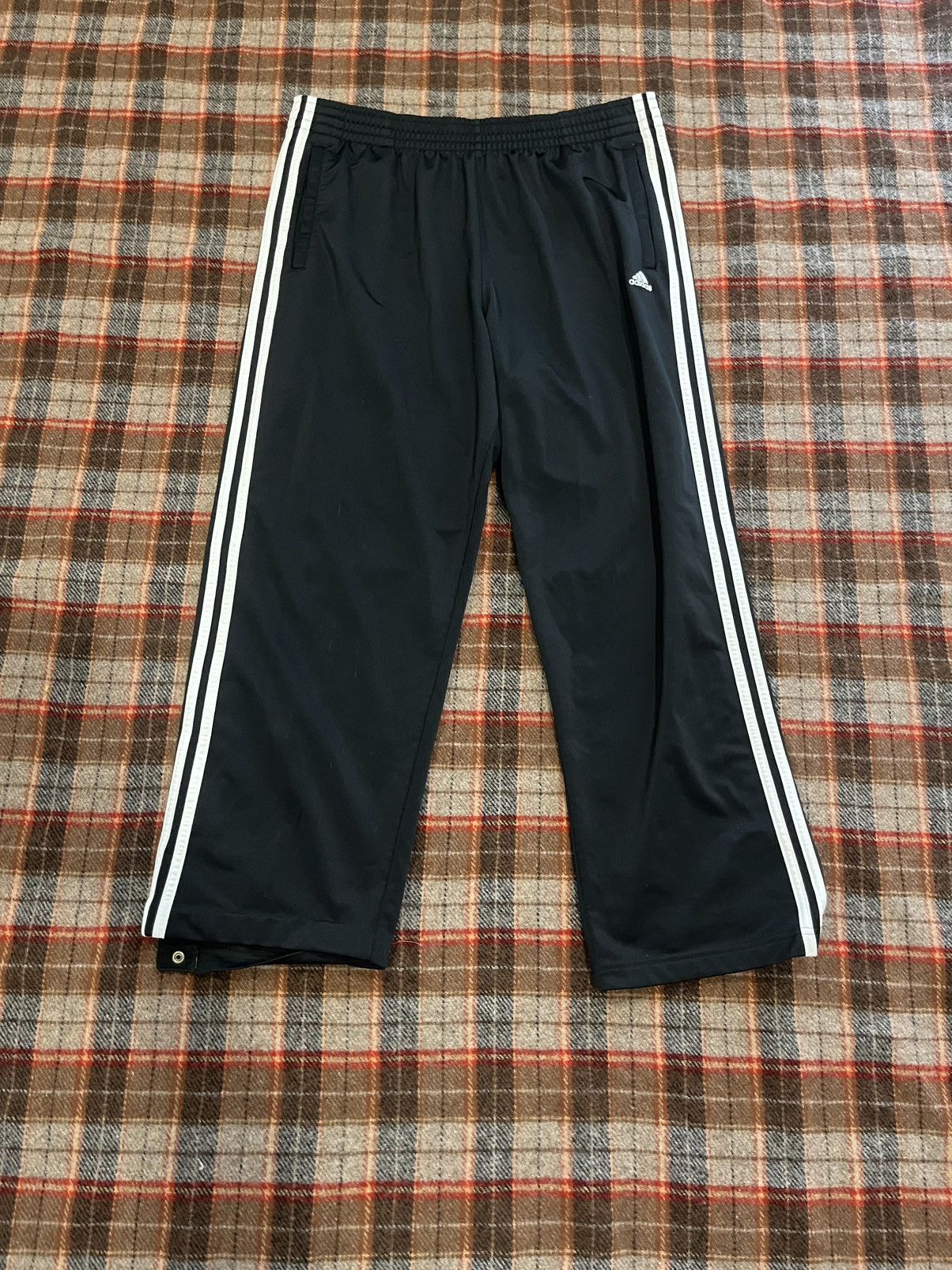 Adidas Y2K modern Adidas Track Pants Tearaway Button stripped pants Size US 36 / EU 52 - 1 Thumbnail