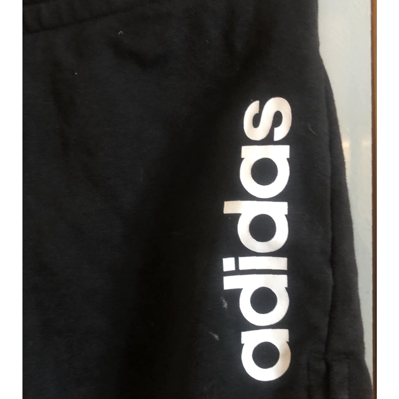 Adidas Adidas Black Sweat Shorts Graphic Logo Print Spellout Drawstring Size M Medium Women Regular Sweat Activewear Gym & Training Black 90s? Size 32" / US 10 / IT 46 - 2 Thumbnail