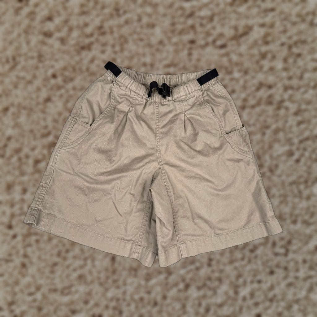 Patagonia Patagonia Shorts Women XS Beige Belted Pleated Cotton Twill Climb Hike Short Regular Chino Pockets Logo Outdoor Vintage No (adjusted per rules) Size 26" / US 2 / IT 38 - 1 Thumbnail