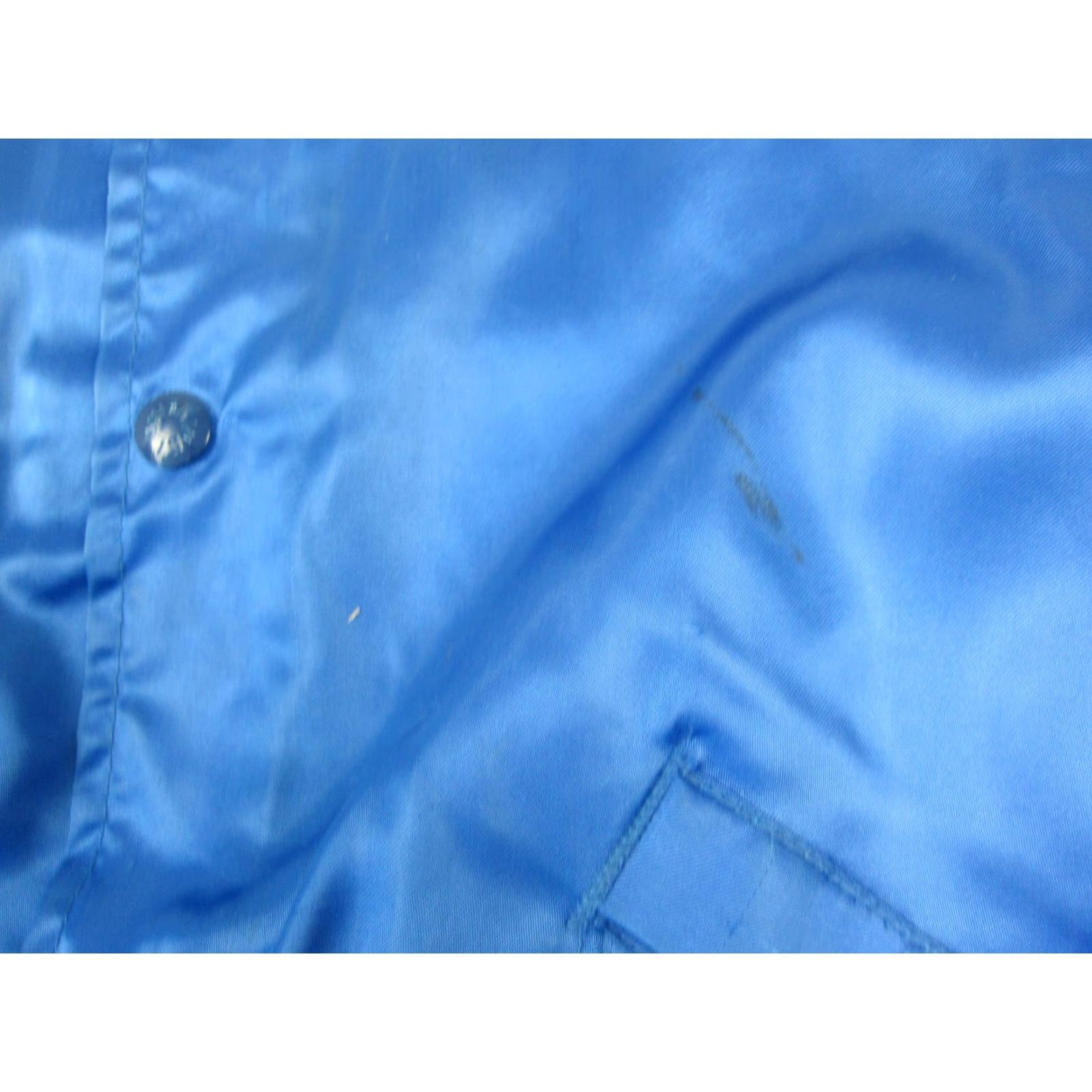 Vintage VINTAGE Bomber Jacket Mens Large Blue Satin General Mills Made in USA 80s Clothing? Size US L / EU 52-54 / 3 - 3 Thumbnail