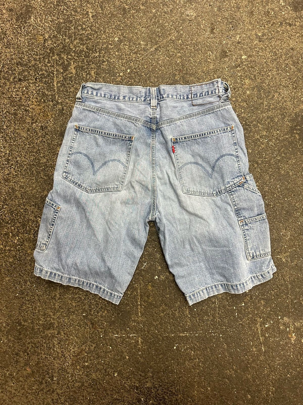 Levi's Y2K Levi’s cargo jorts Size US 33 - 1 Thumbnail