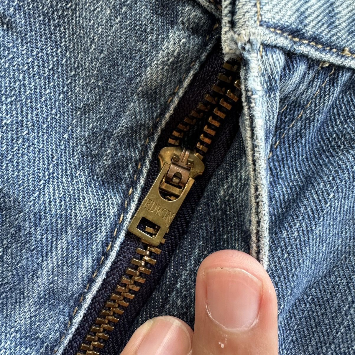 Japanese Brand Vintage Edwin Distressed Faded Denim Jean Pant W28 Size US 28 / EU 44 - 5 Thumbnail