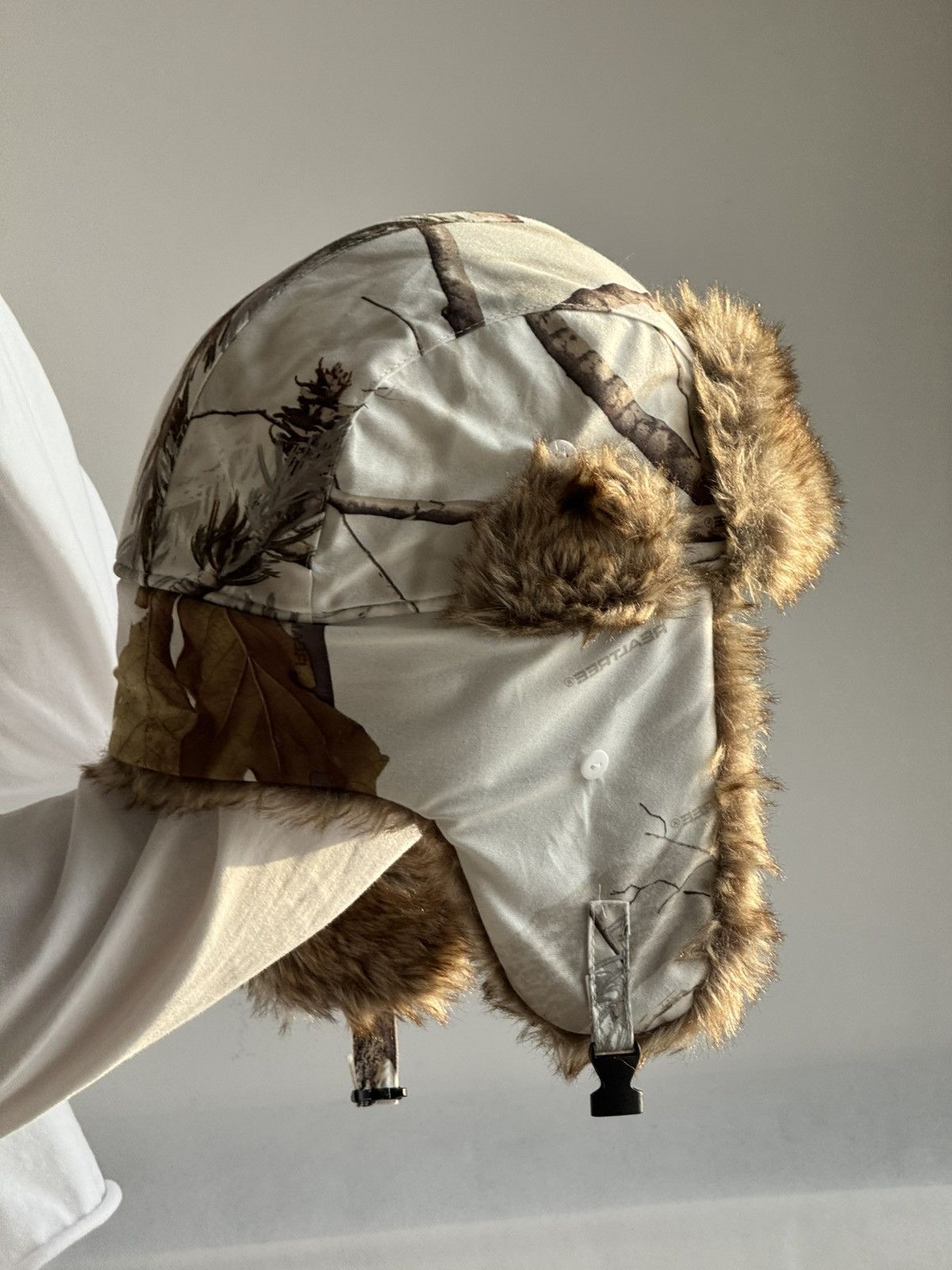 Japanese Brand Fuzzy Mohair Realtree japanese ushanka hat avant garde Size ONE SIZE - 4 Thumbnail