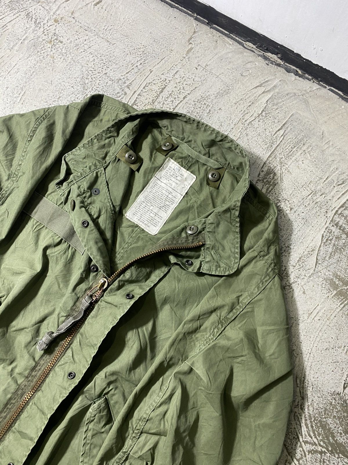 Vintage Vintage US ARMY Fishtail Extreme Cold Parka M65 1982 Size US M / EU 48-50 / 2 - 3 Thumbnail