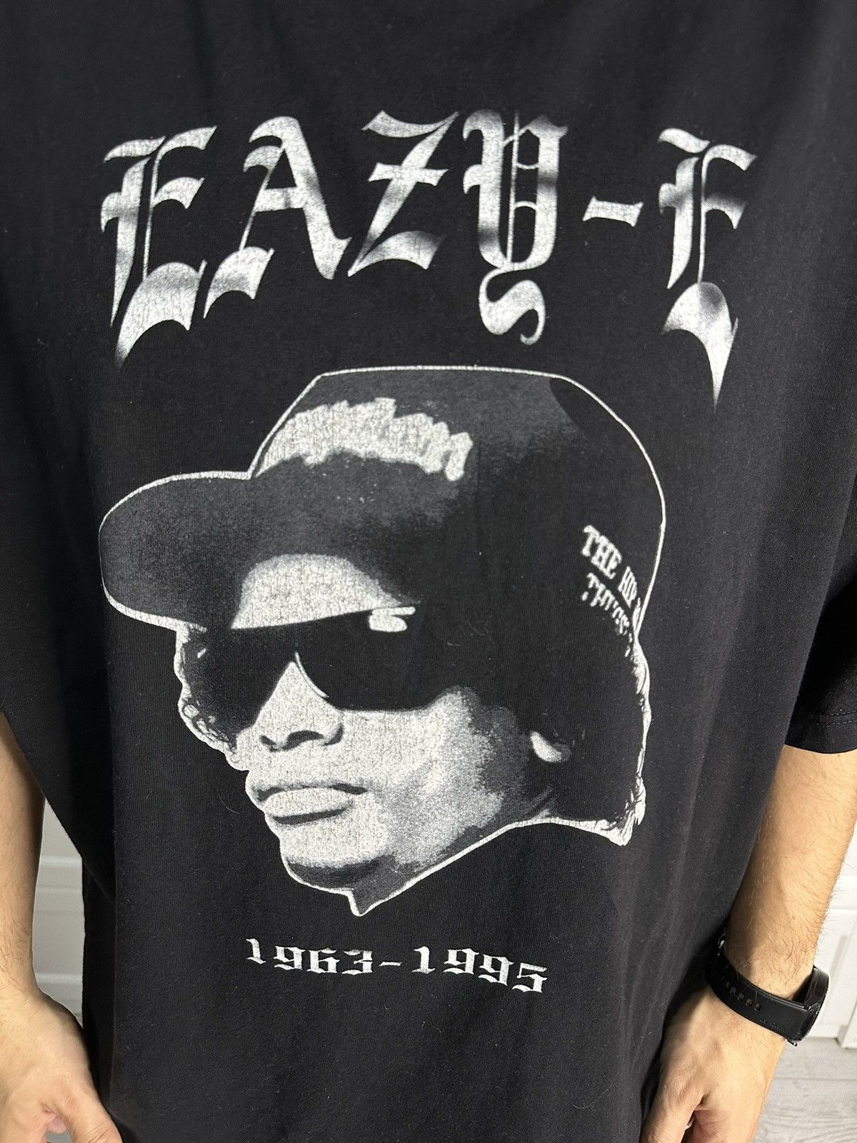 Band Tees × Vintage Vintage Y2K 2006 Eazy E Memorial T-Shirt Rap Tee Size US XXL / EU 58 / 5 - 3 Thumbnail