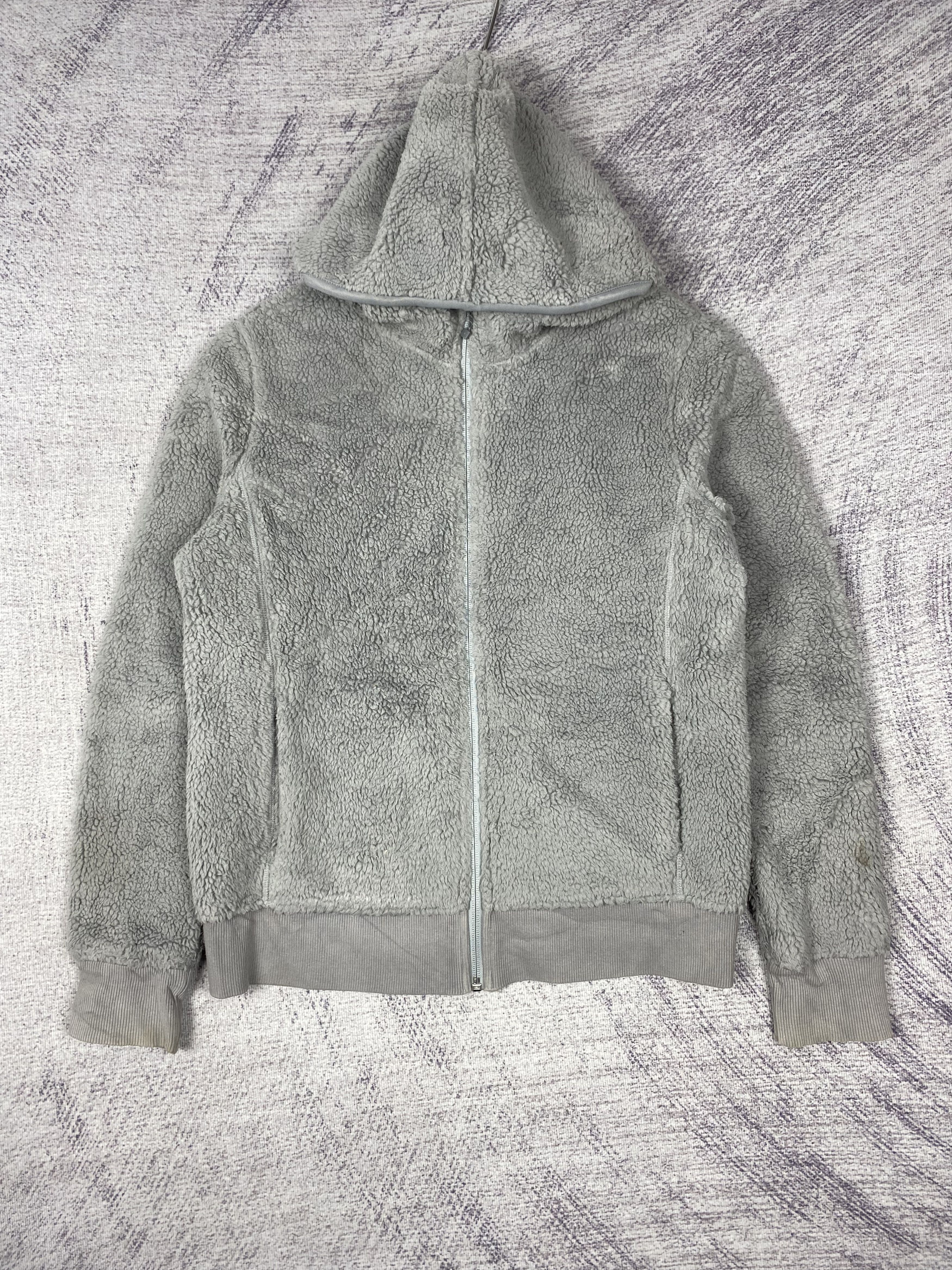 Uniqlo Vintage Uniqlo Full-Zip Fleece Jacket Outerwear Size US M / EU 48-50 / 2 - 1 Thumbnail
