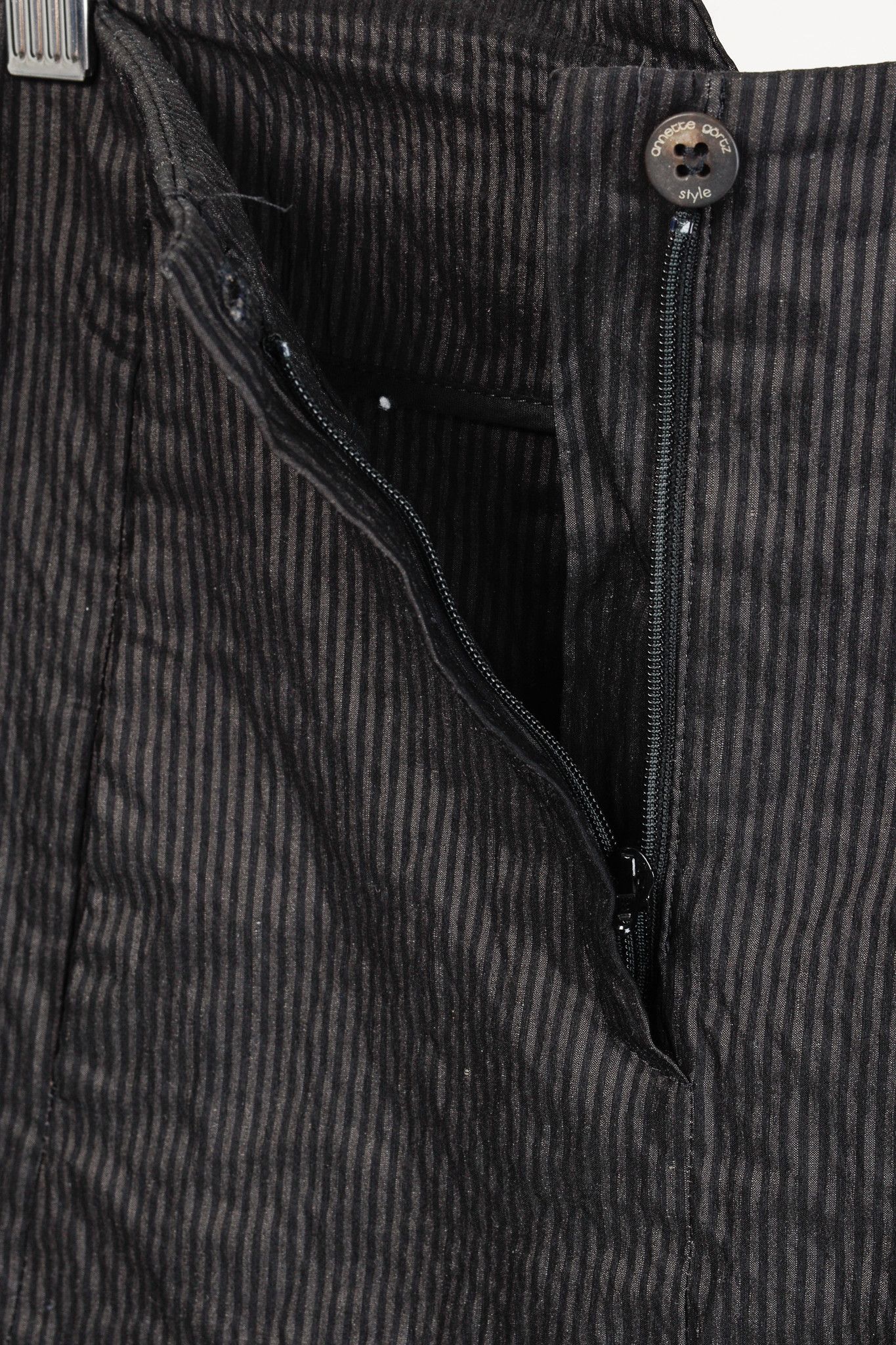 Annette Gortz Annette Gortz Split Black Pinstripe Bubble-Hem Skirt-Pants Size 31" - 8 Thumbnail