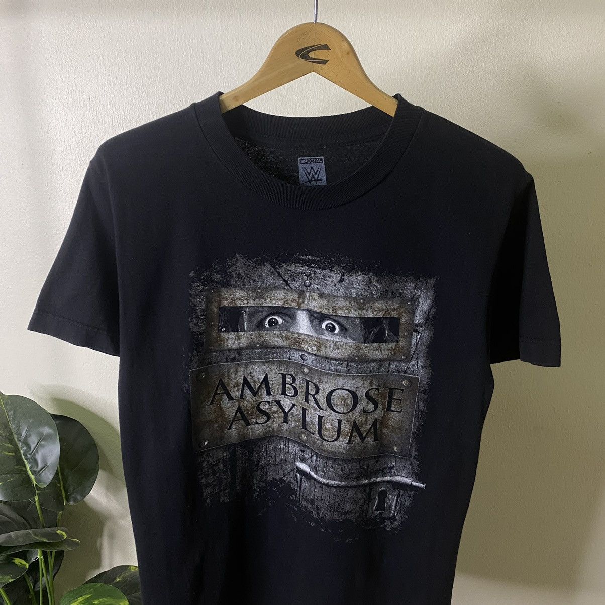 WWE Vintage Y2K WWE Ambrose Asylum Special Edition Tee Size US S / EU 44-46 / 1 - 2 Thumbnail